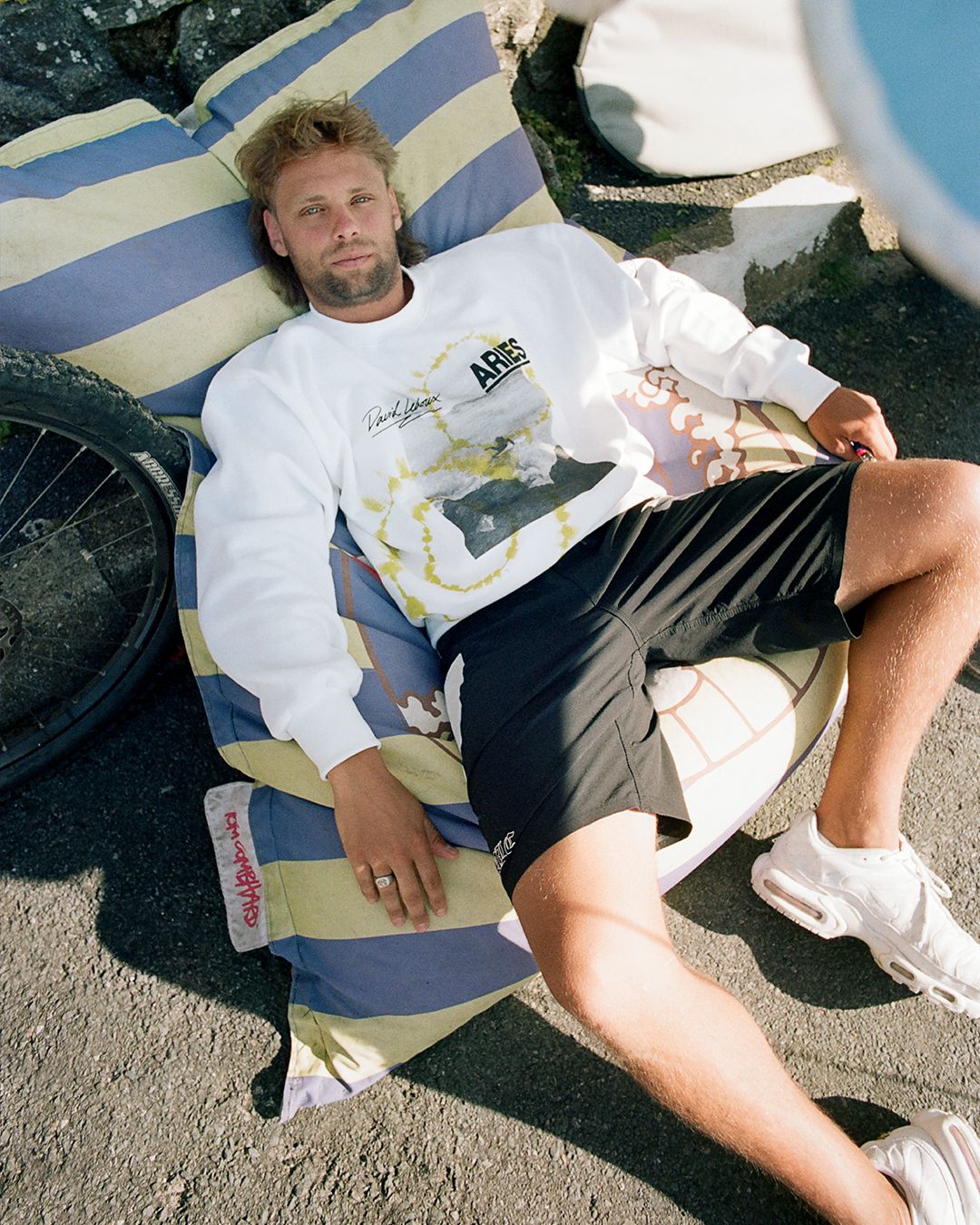 ARIES IS CELEBRATING SKATE & SURF CULTURE WITH WHITE CLAW