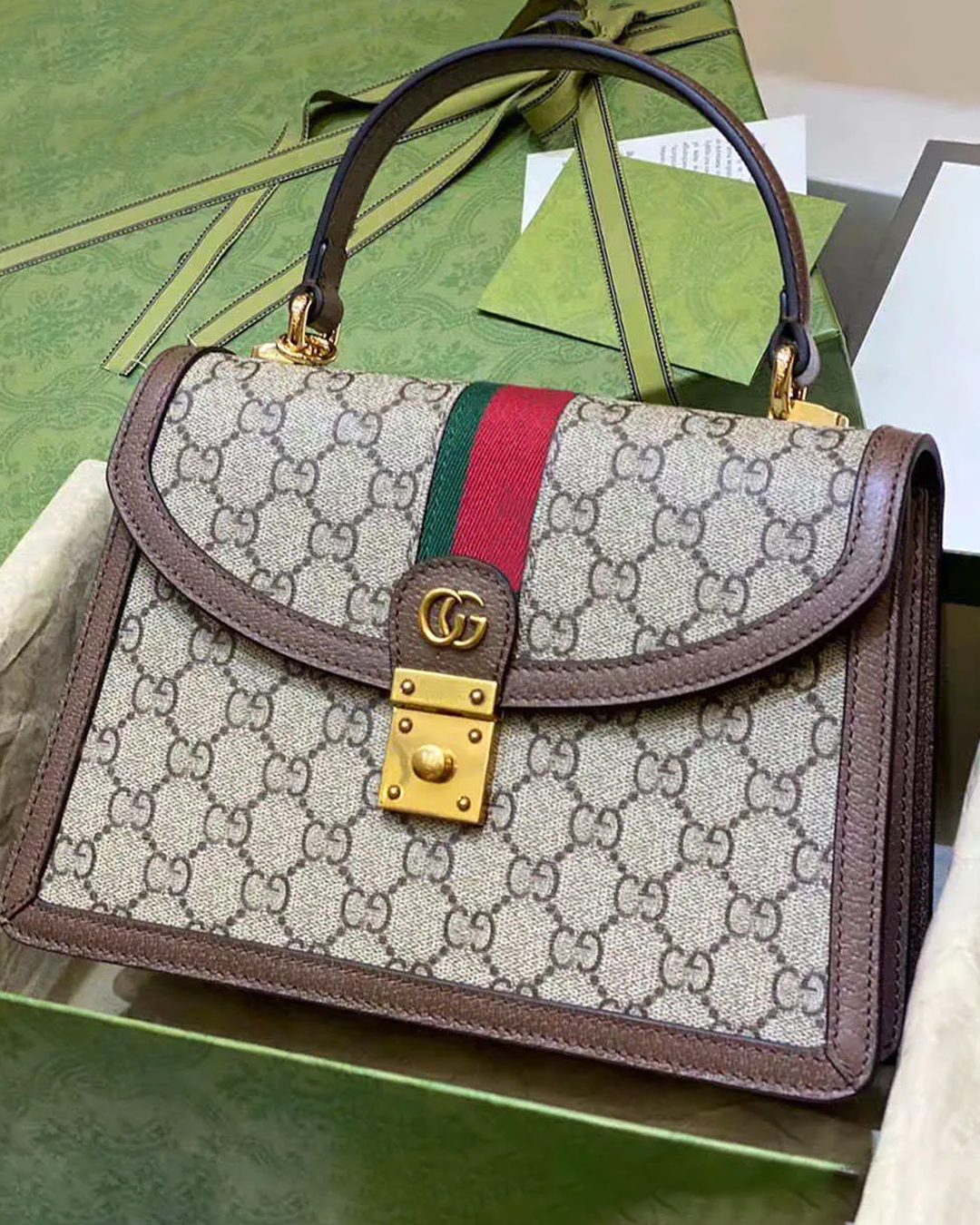 KNOCK-OFFS VS. DUPES: WHY YOU NEED TO KNOW THE DIFFERENCE