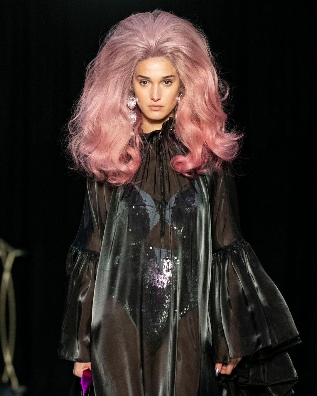 KISS & MAKEUP: OUR FAVOURITE BEAUTY MOMENTS FROM LFW