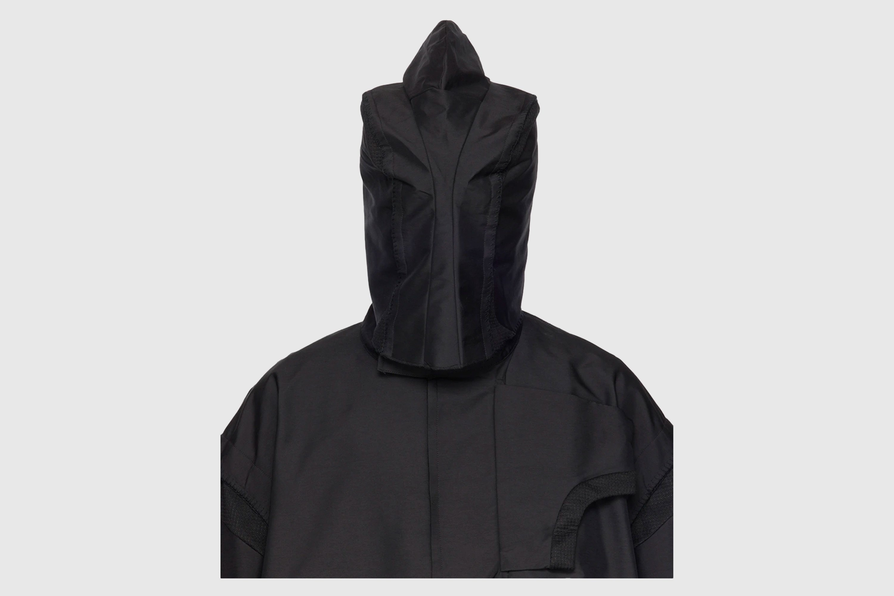 Your shopping guide to the weirdest s*** in fashion rn we know you’ll love