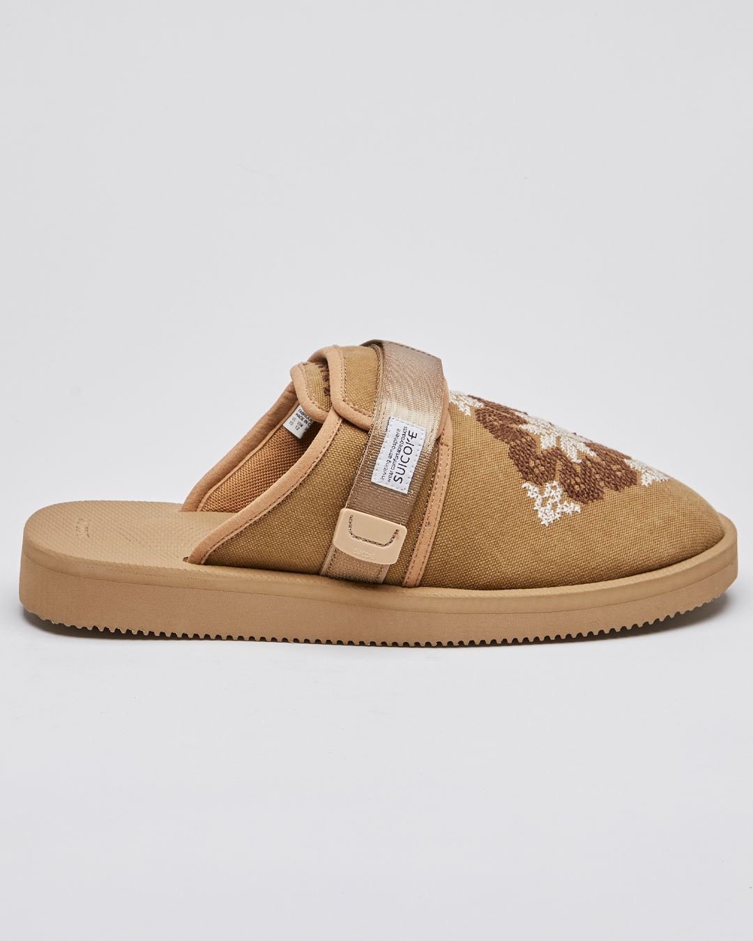 Aḍish x SUICOKE FW23 is giving grandma (and we’re obsessed)