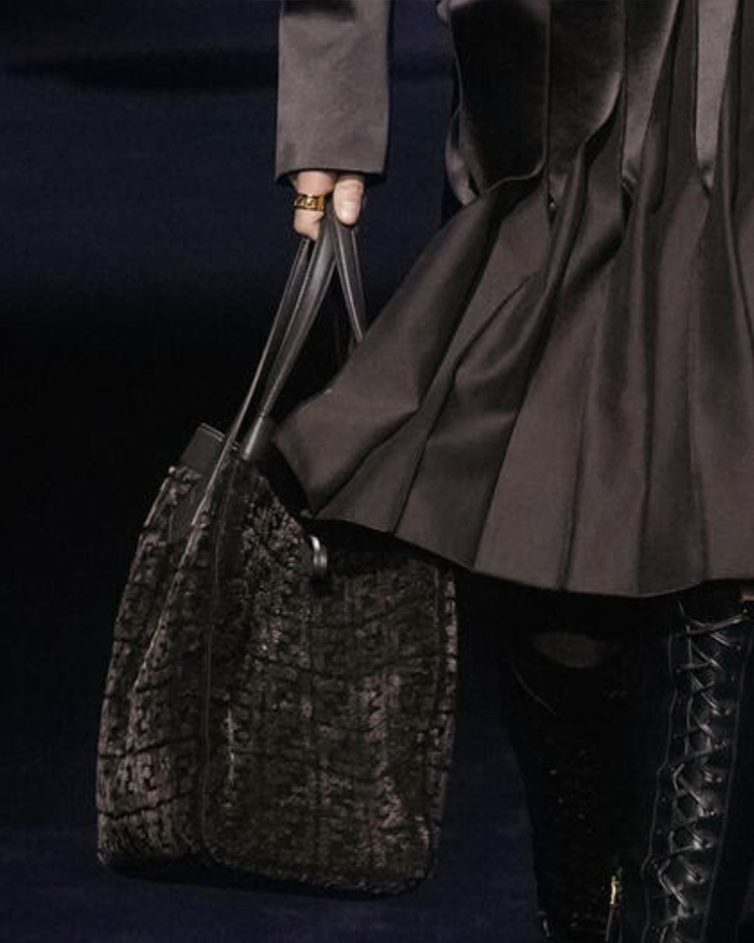 5 KEY PIECES FROM KIM JONES’ GREY COLLECTION FOR FENDI FW23