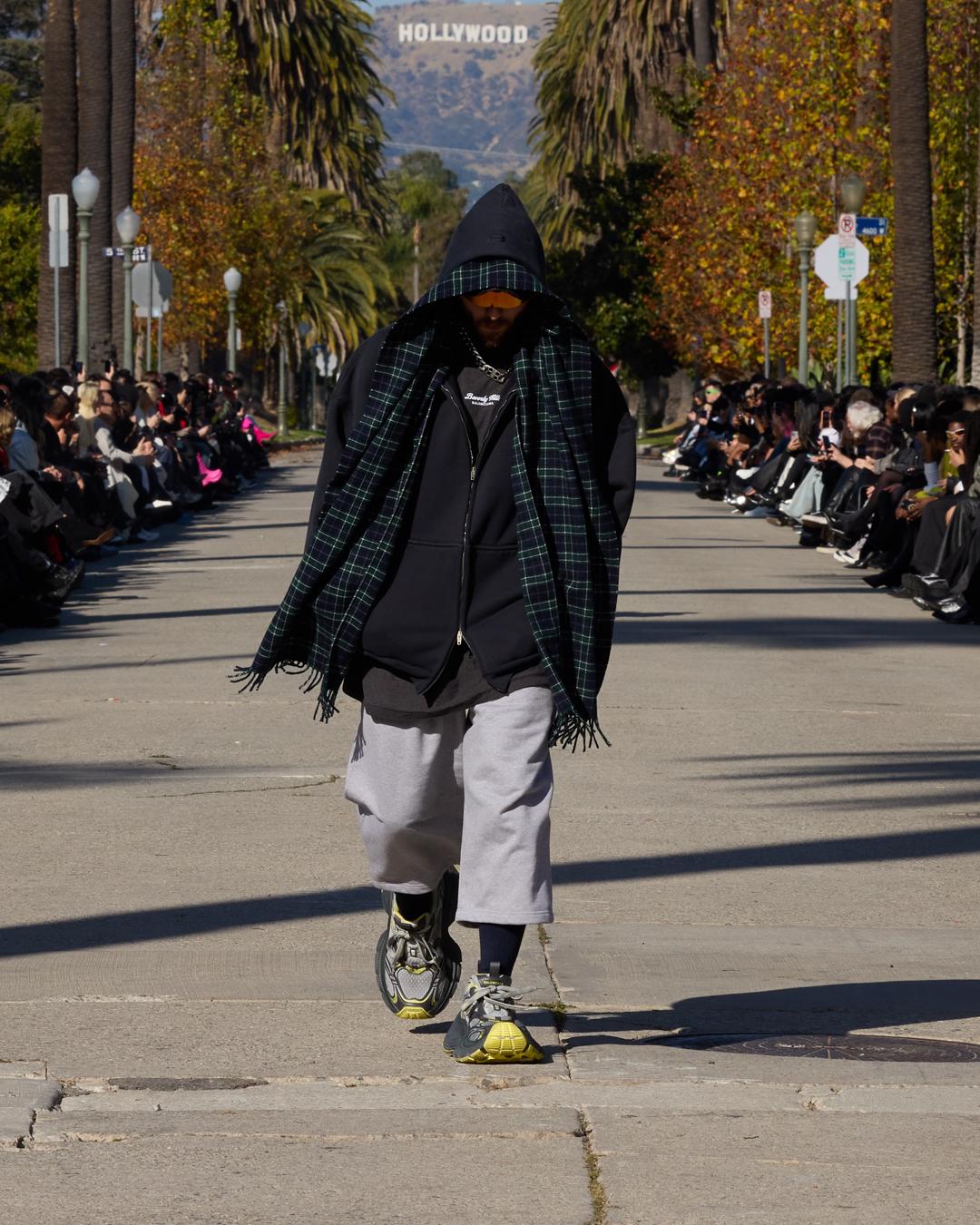 The Balenciaga Fall 24 LA show was soooo LA