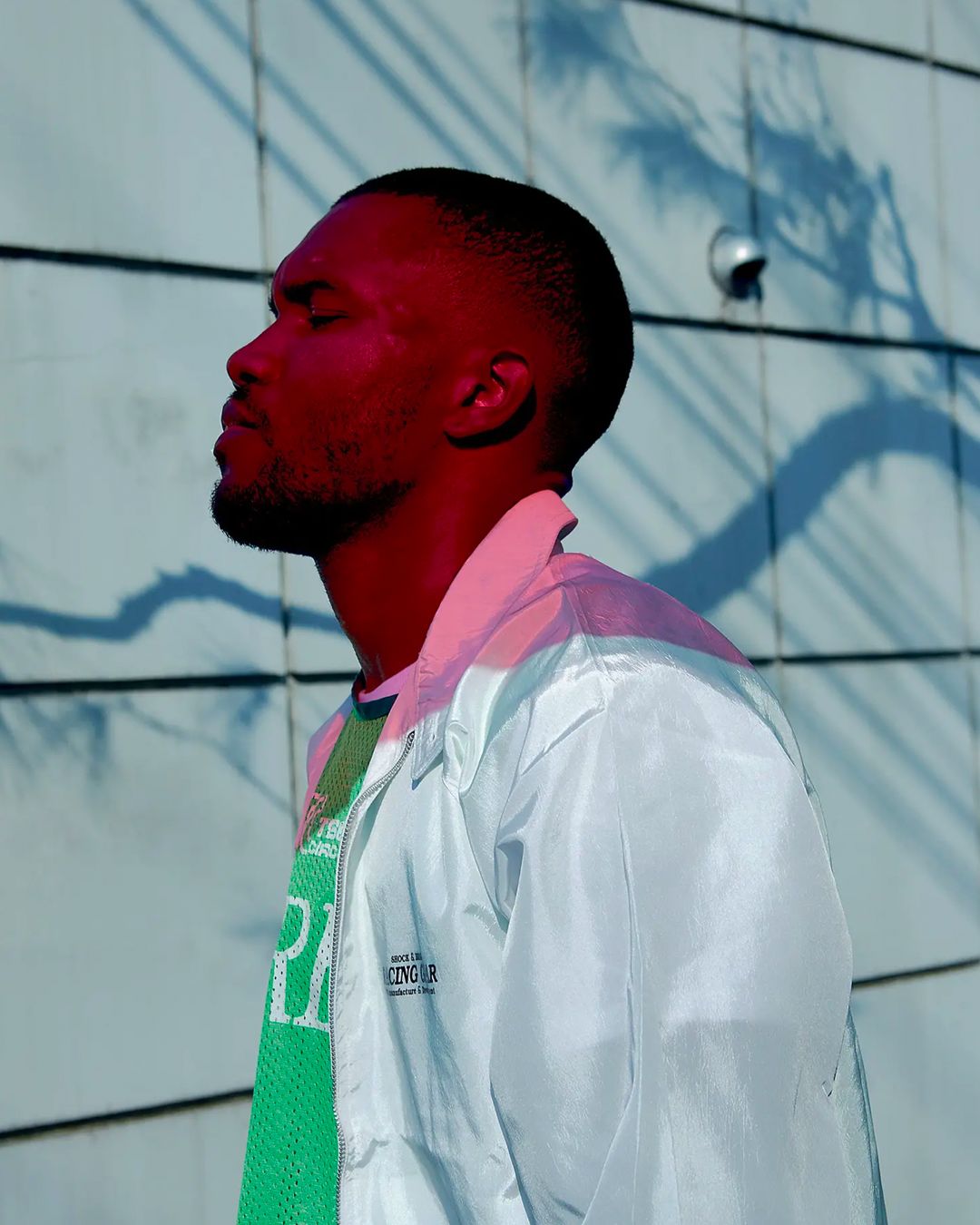 HOW CAN FRANK OCEAN TOP BLONDE?