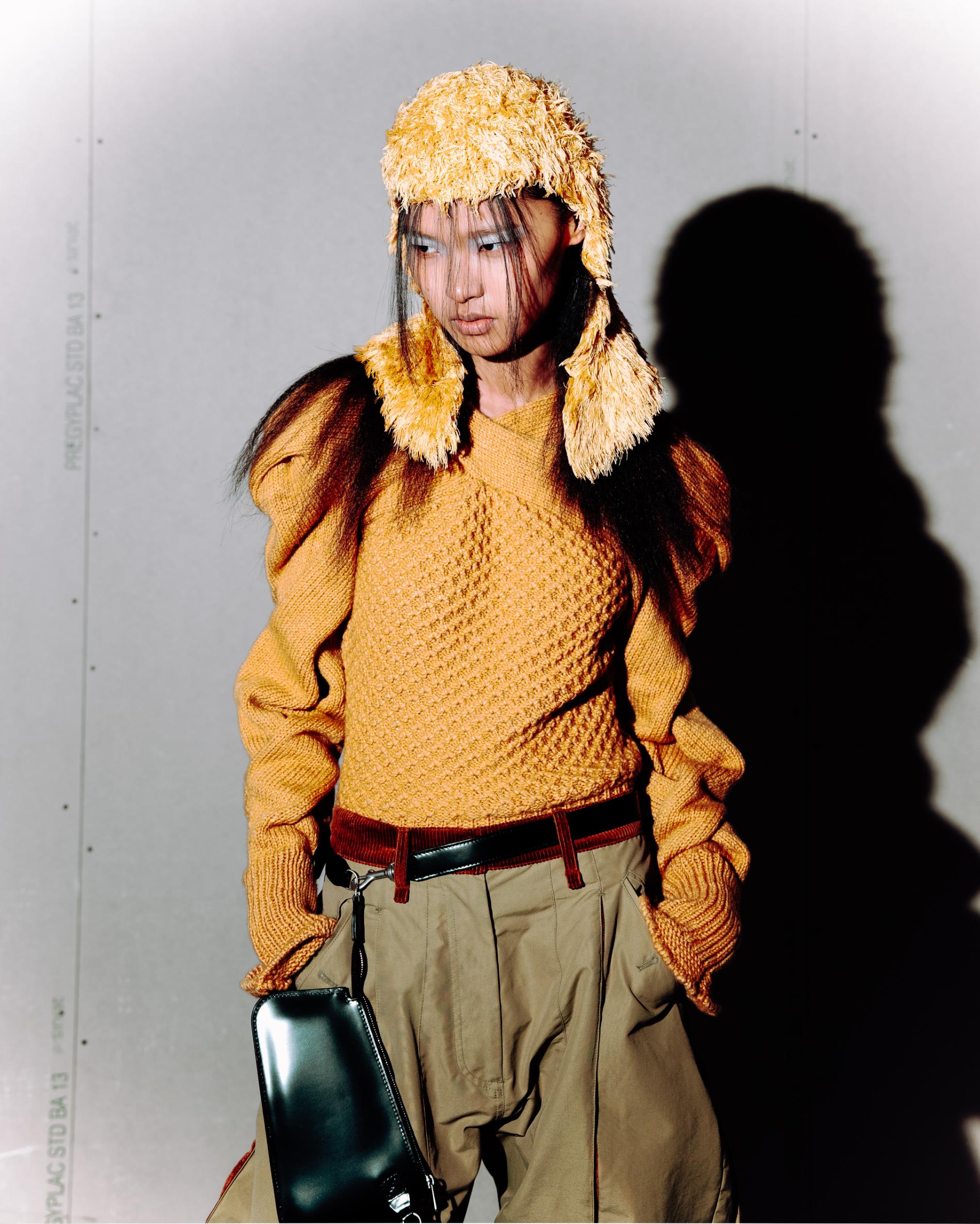 Laura and Deanna Fanning said, “pick your fighter” for Kiko Kostadinov FW24