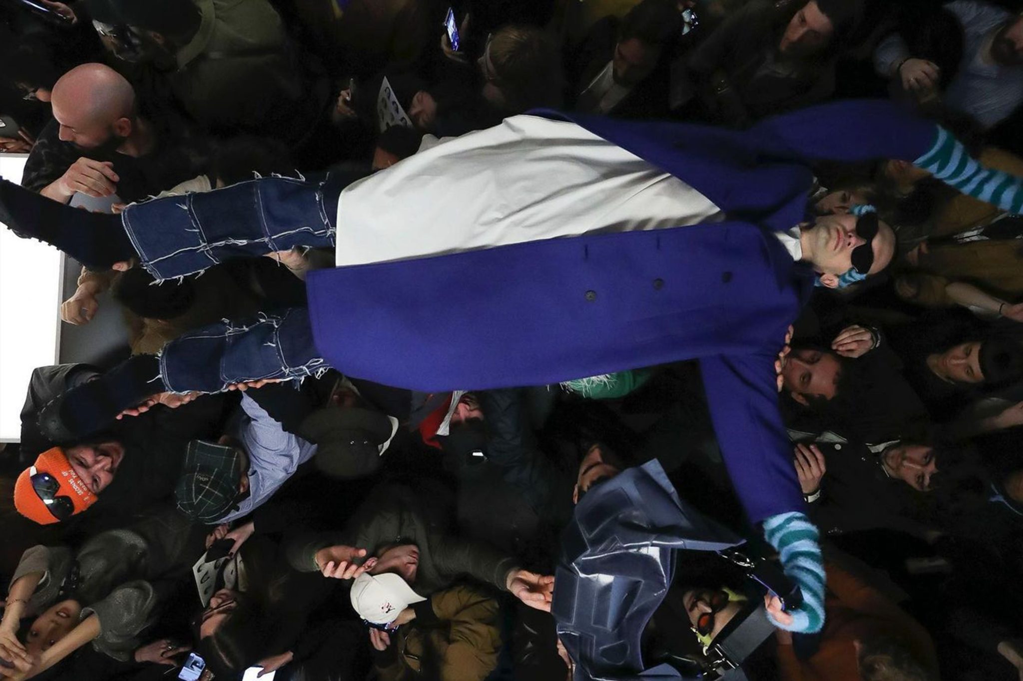 HERE WAS THE BEST BEAUTY, SET DESIGN, STUNTS & MUSIC FROM FASHION WEEK