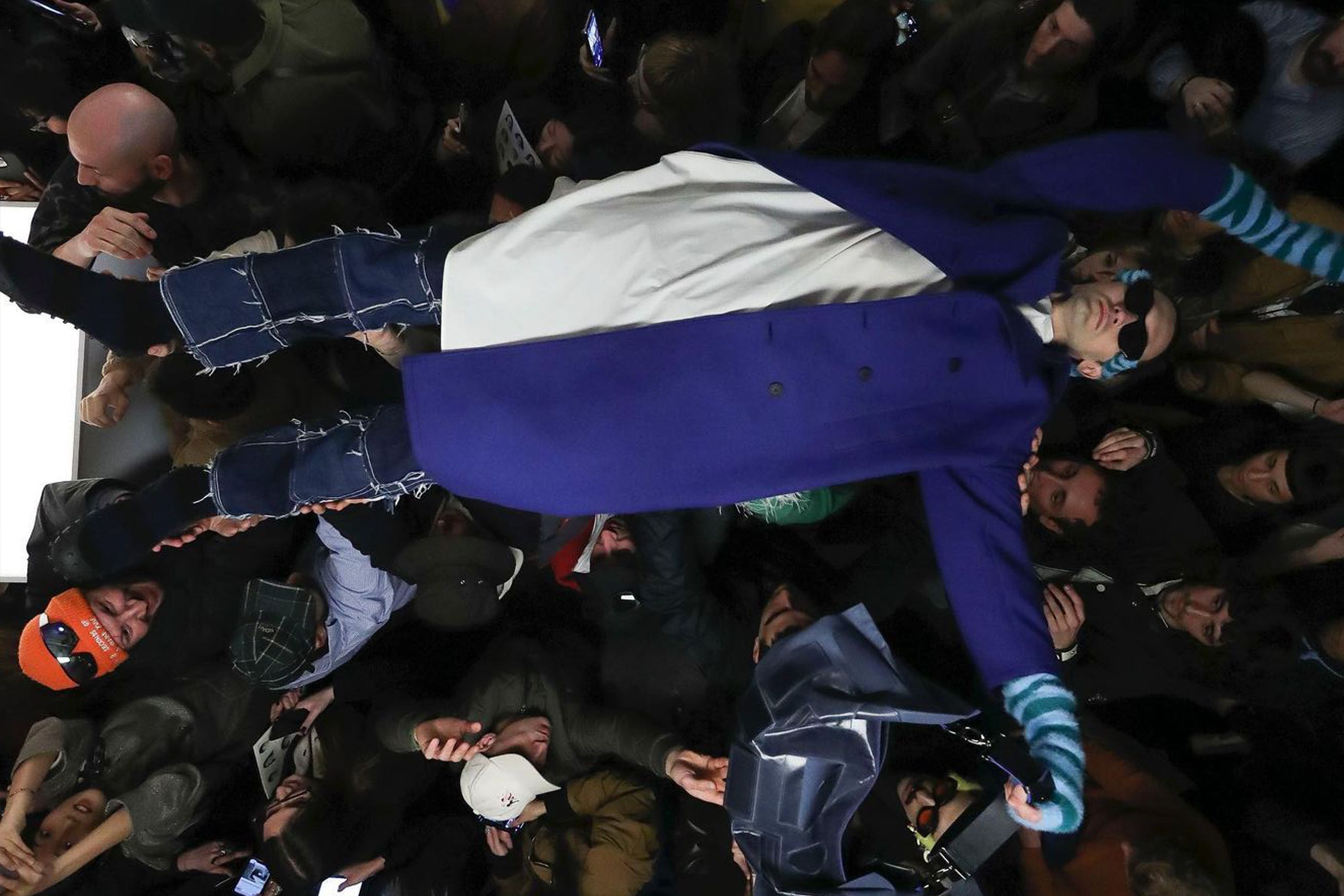 HERE WAS THE BEST BEAUTY, SET DESIGN, STUNTS & MUSIC FROM FASHION WEEK