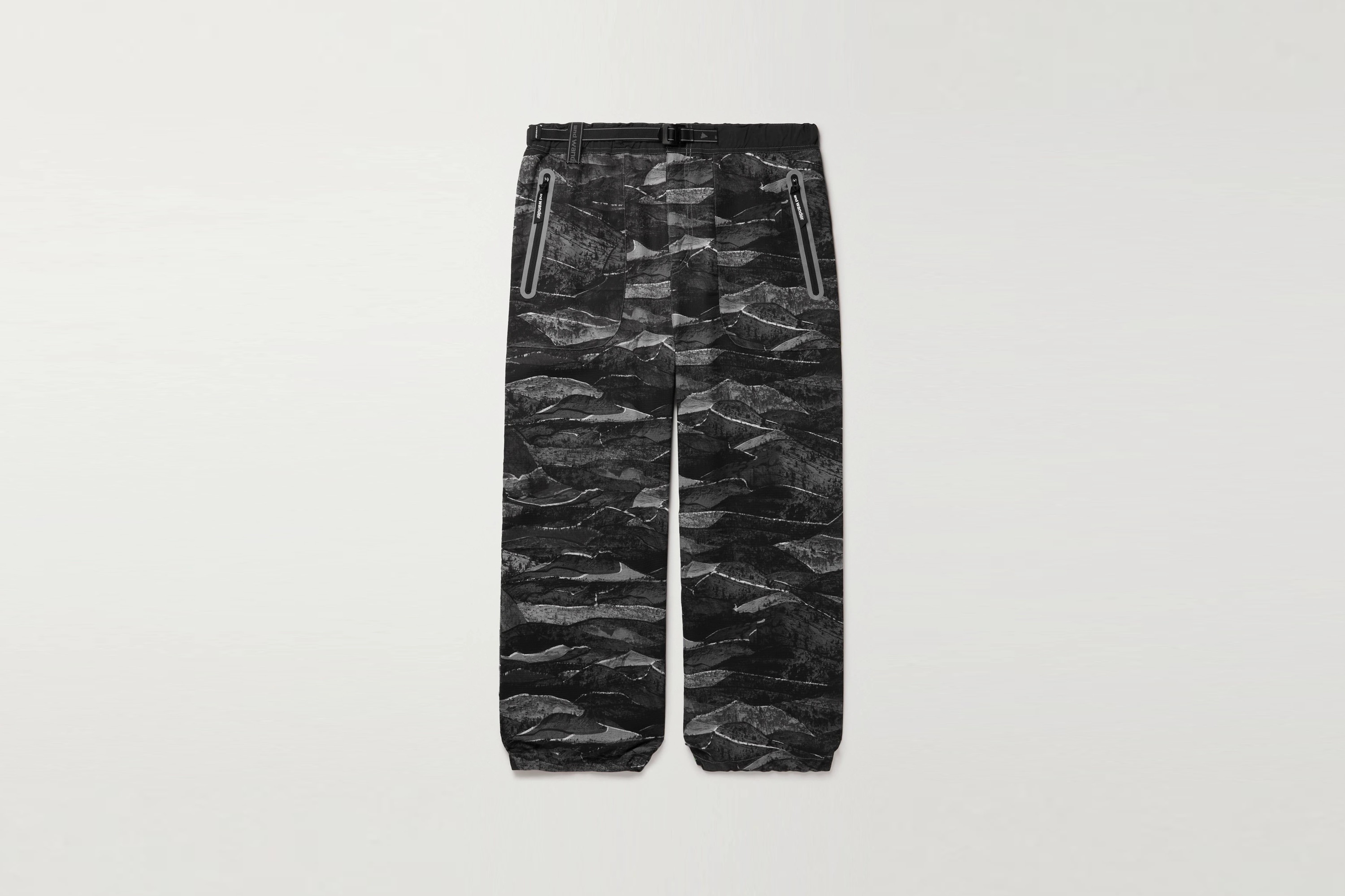 WANT TO ELEVATE YOUR GEAR NOW THAT GYMS ARE OPEN? SAY NO MORE