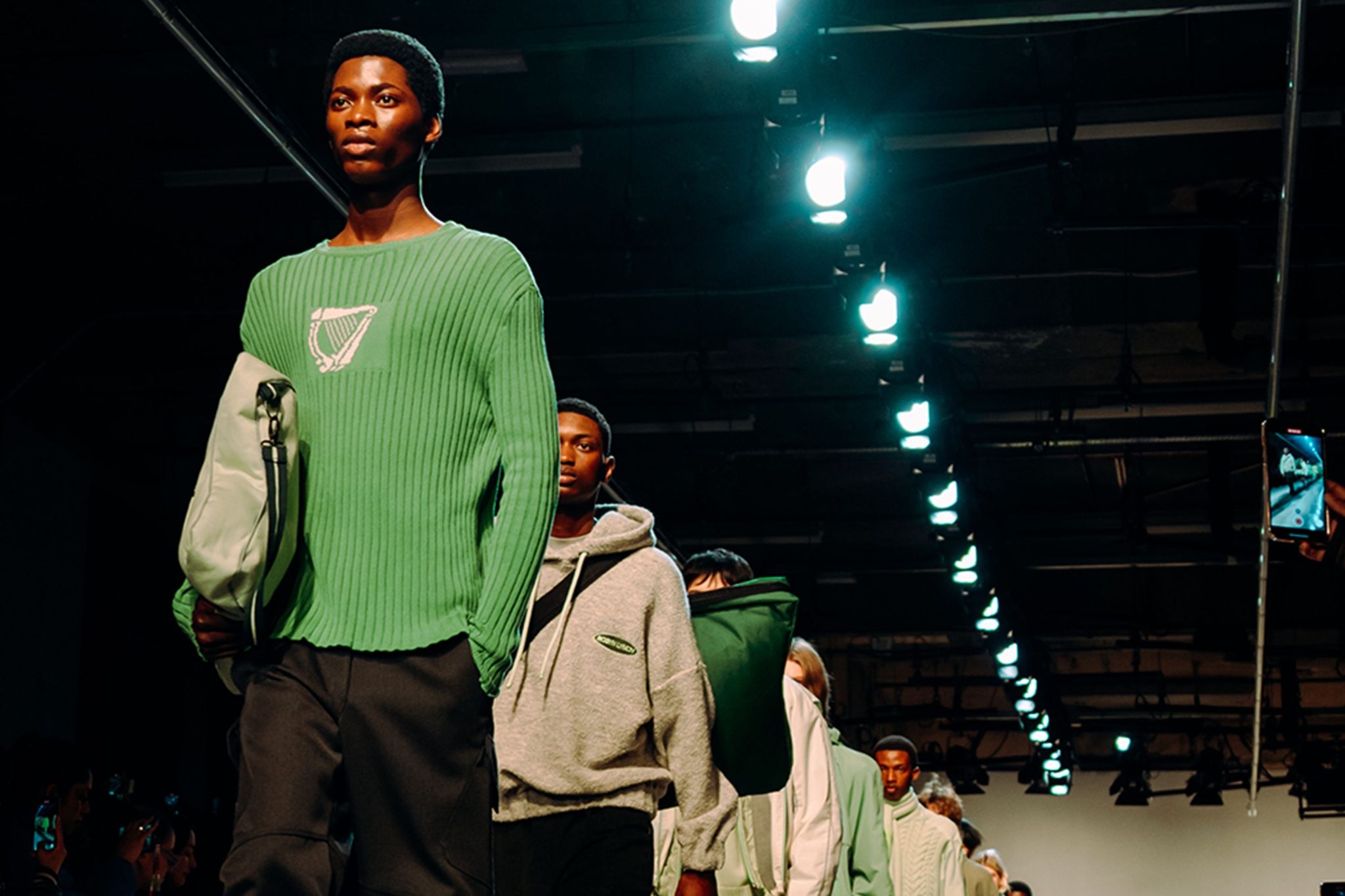 KEY TAKEAWAYS: ROBYN LYNCH’S FW23 REINVENTS IRISHNESS