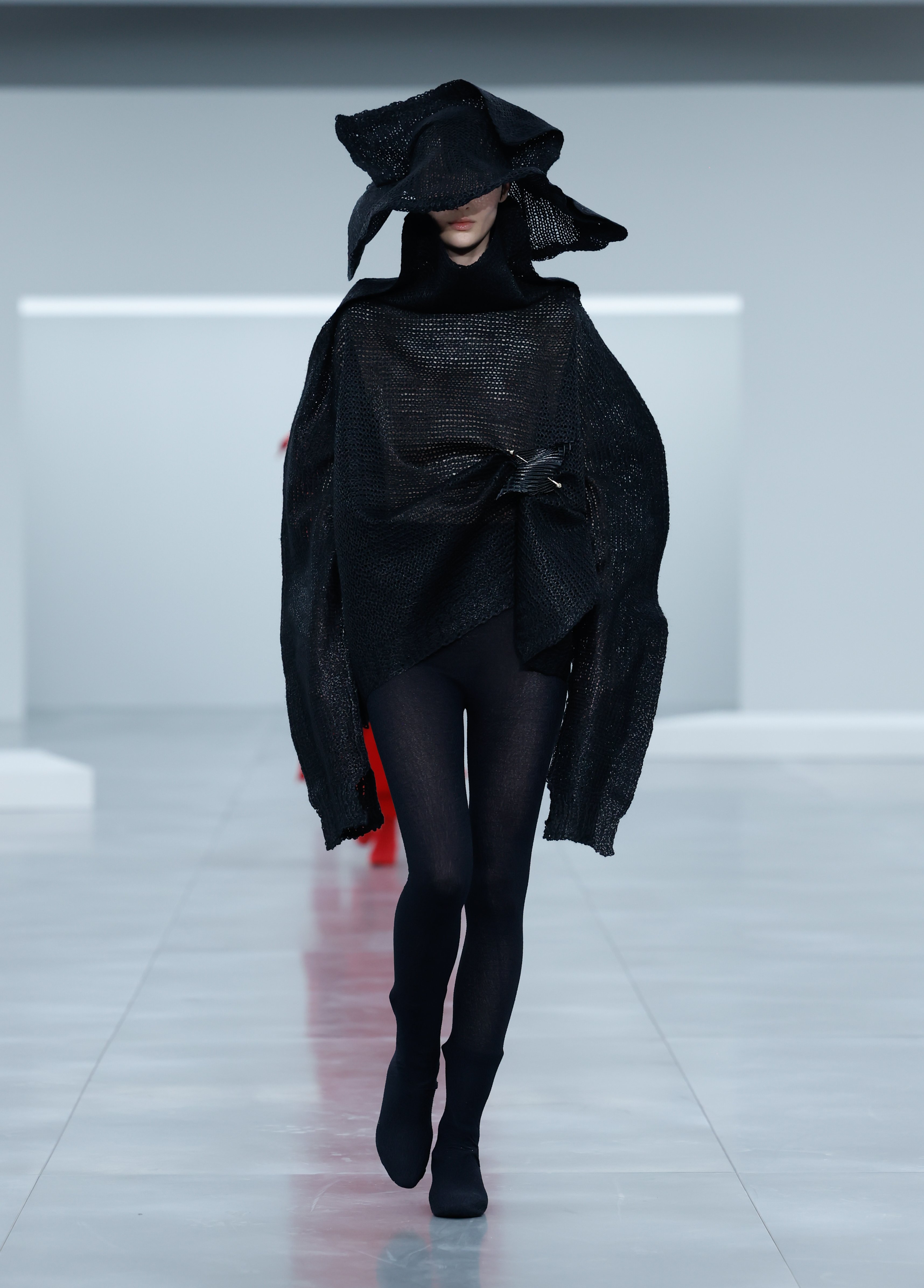 Only the confident woman could rock Issey Miyake FW25