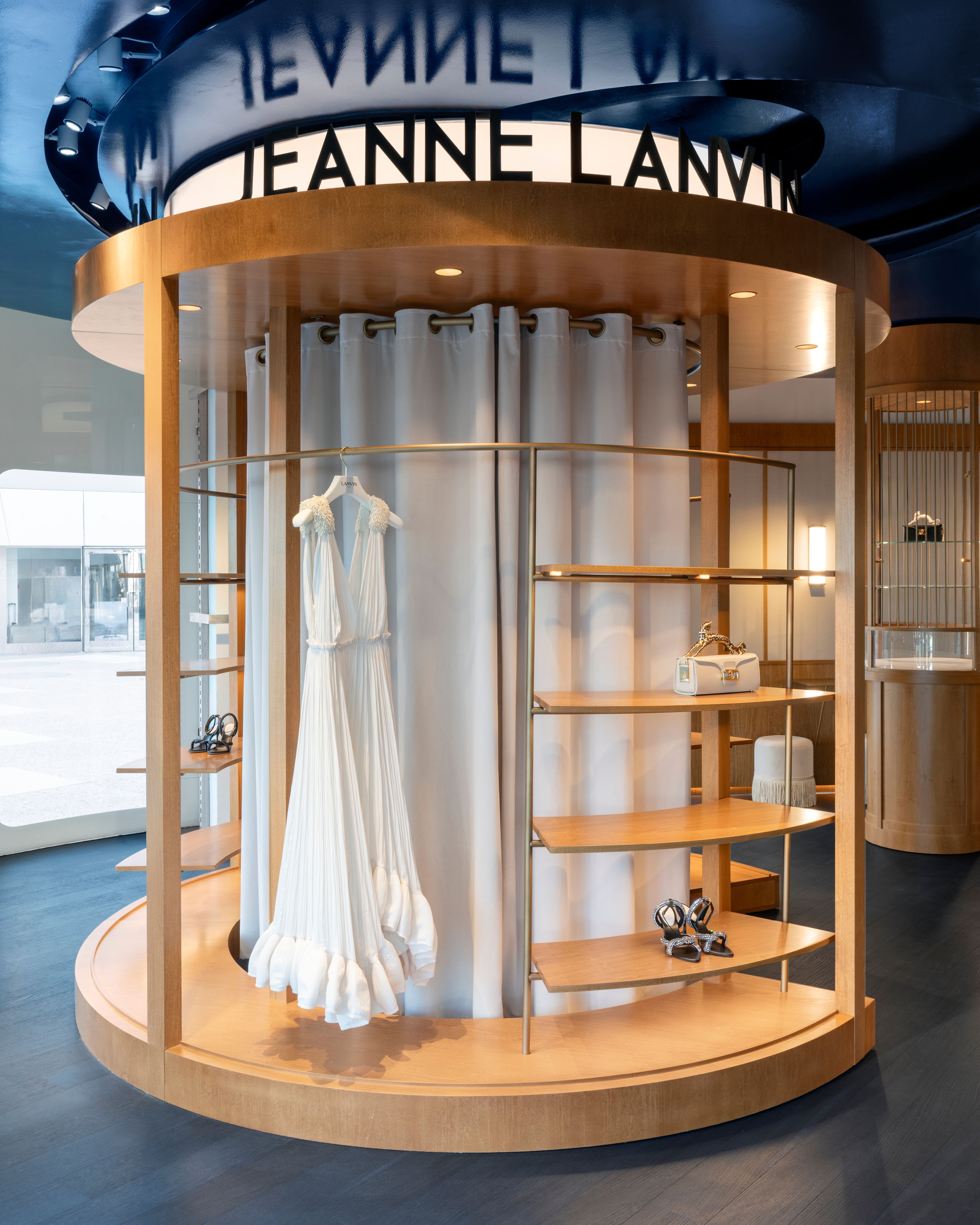 Photo London at Dover Street Market, Satisfy hits the trails & more