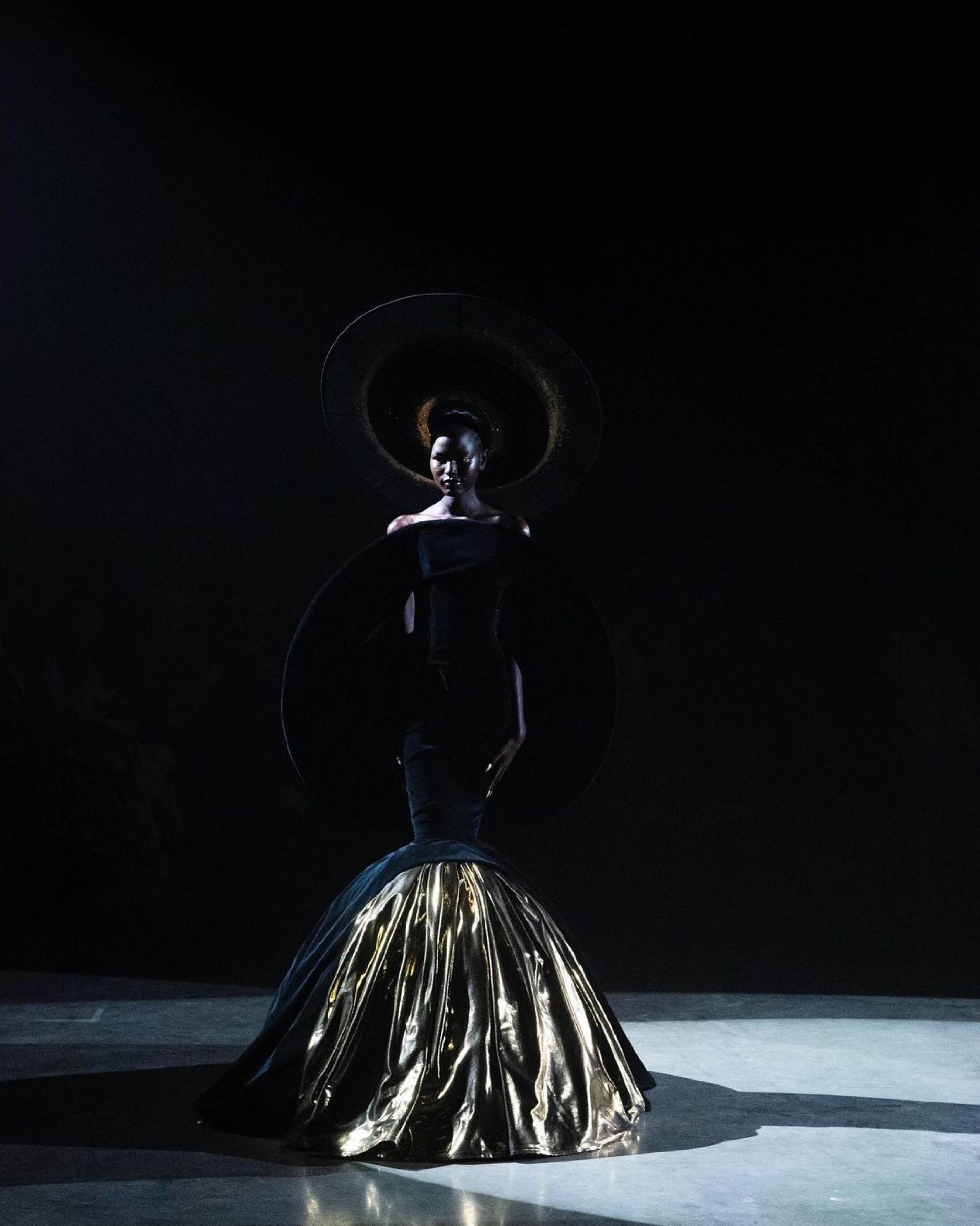IT’S PARIS FASHION WEEK: HERE’S WHAT YOU DON’T WANT TO MISS