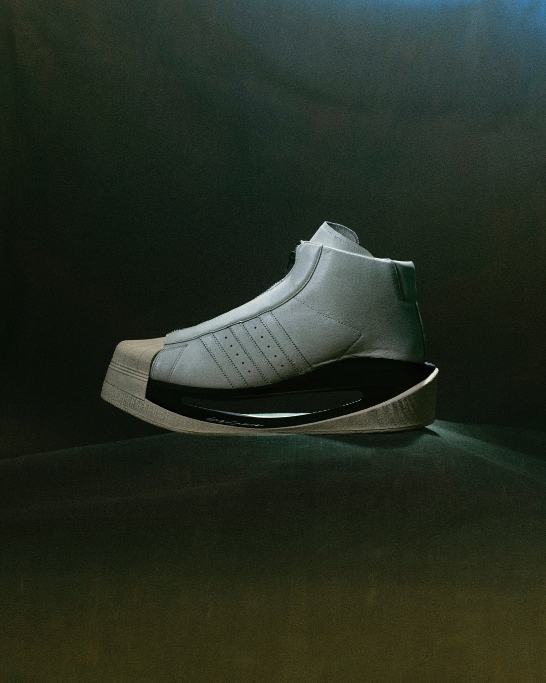 The Yohji Yamamoto x adidas Y-3 GENDO sneaker is giving main character energy