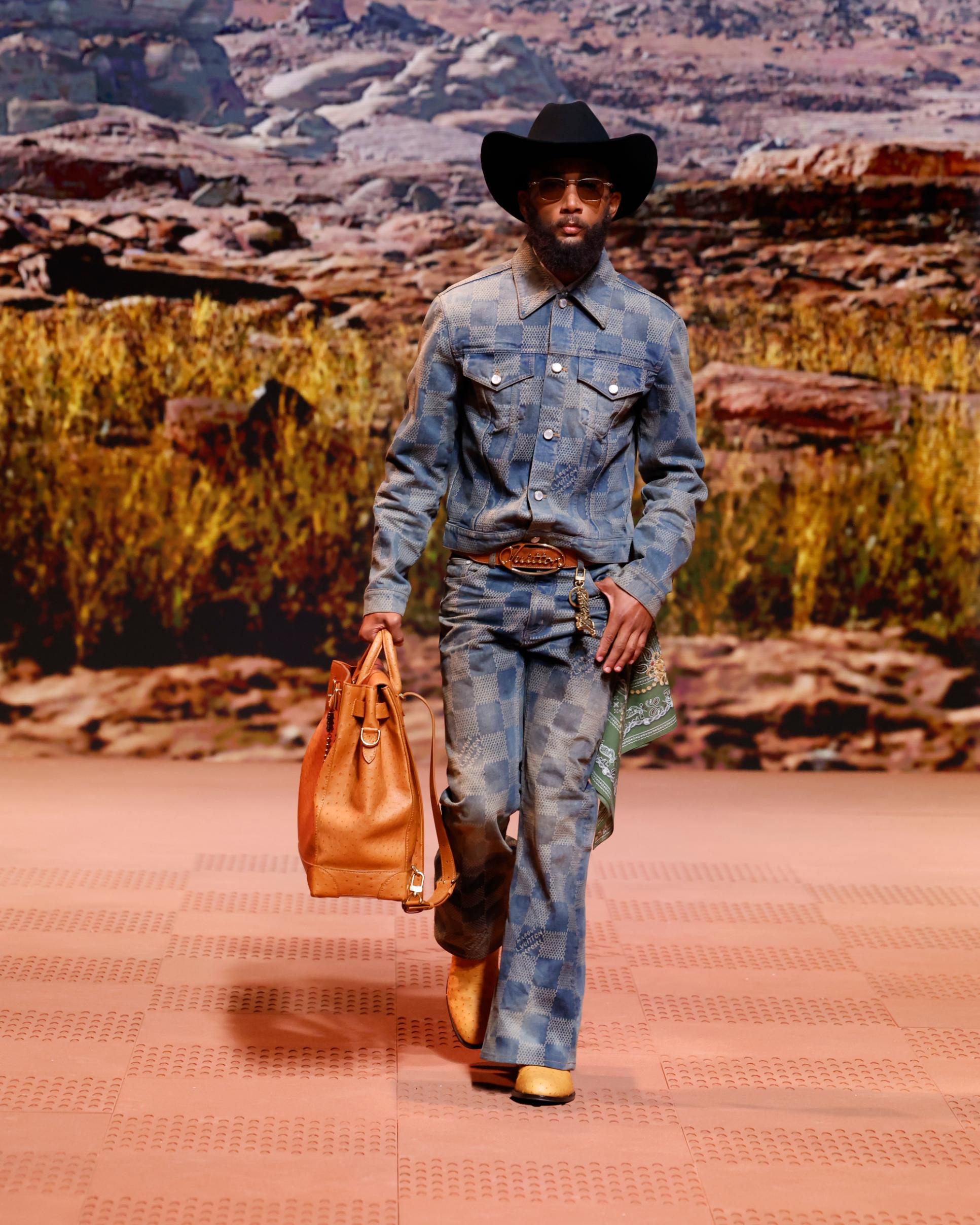 Around the World: Paris Fashion Week & Kid Cudi puts up sculptures for INSANO