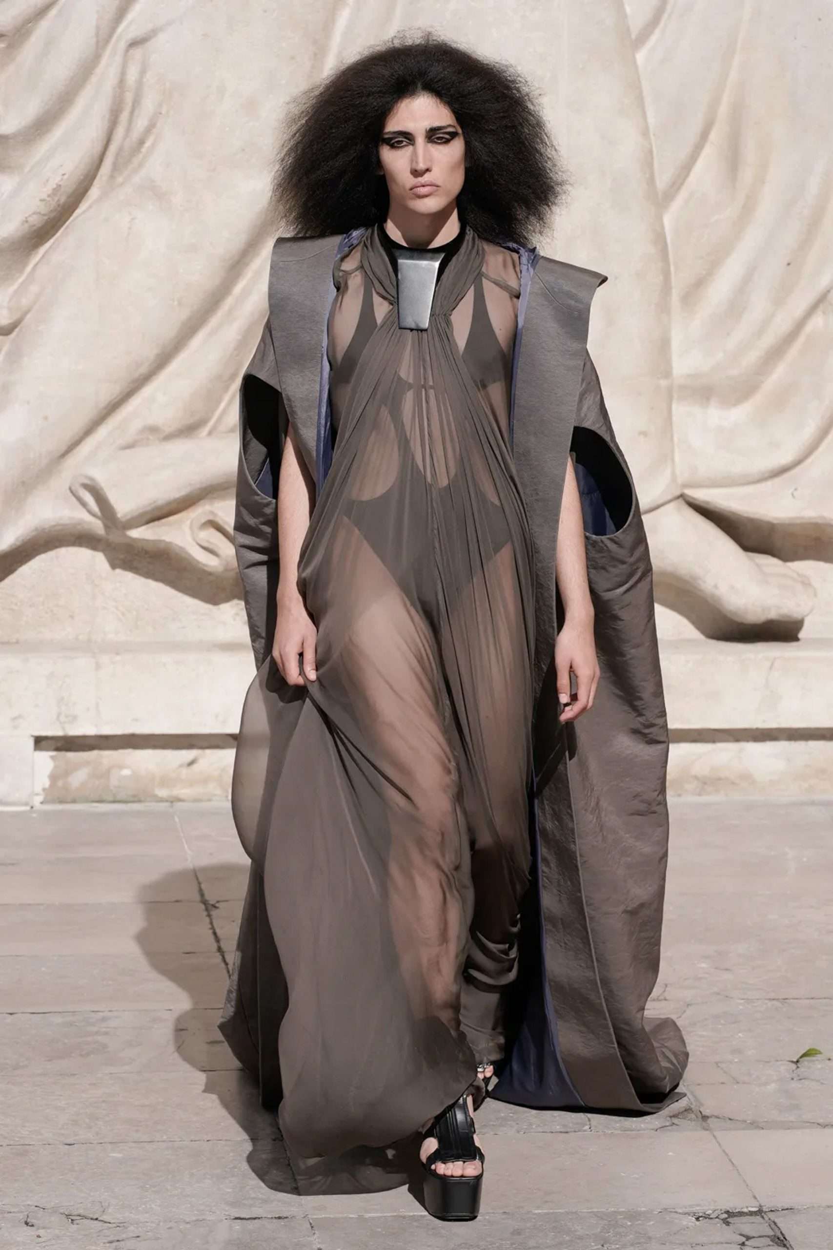 PAN(DEM)IC OVER, RICK OWENS IS BACK