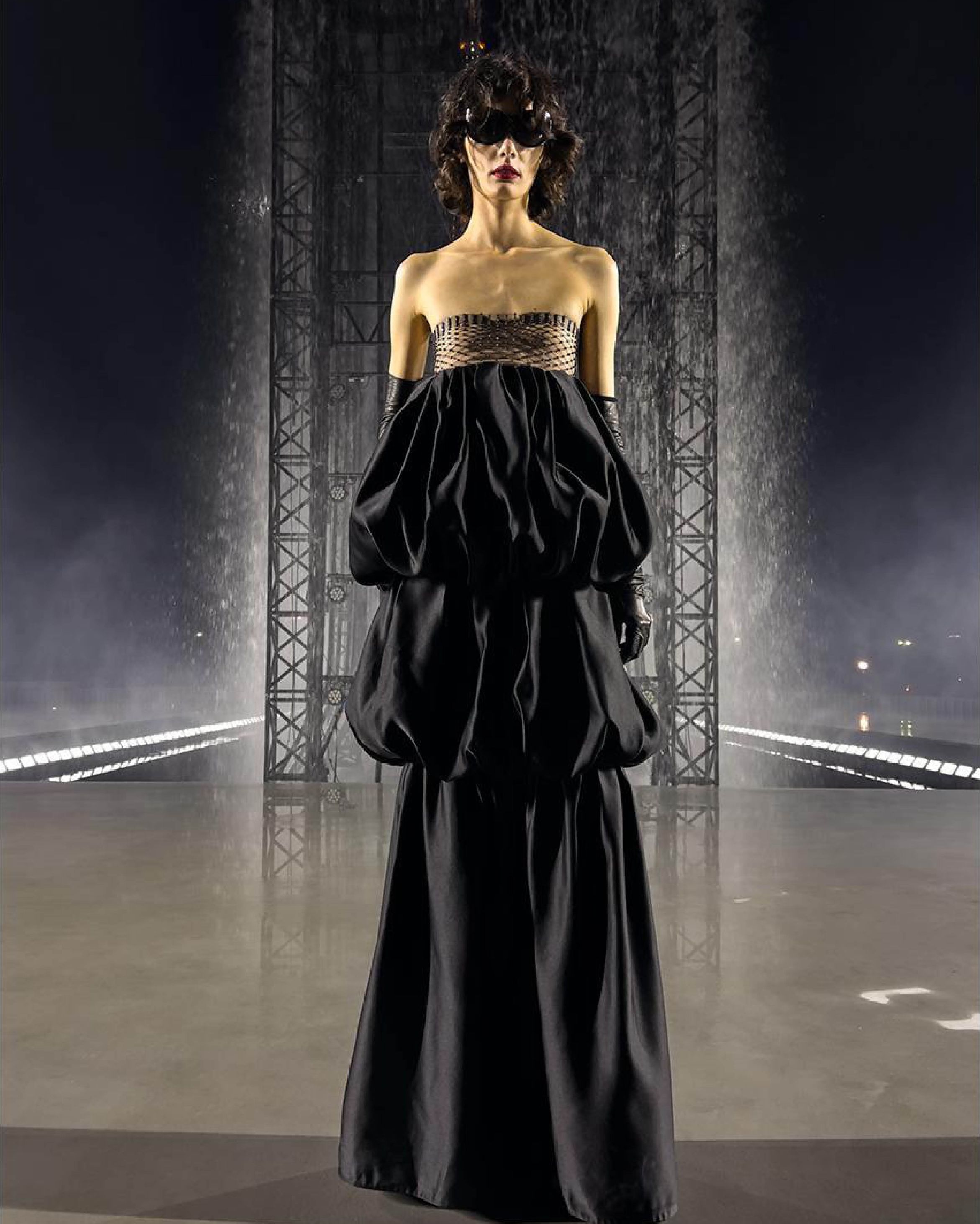 IT’S PARIS FASHION WEEK: HERE’S WHAT YOU DON’T WANT TO MISS