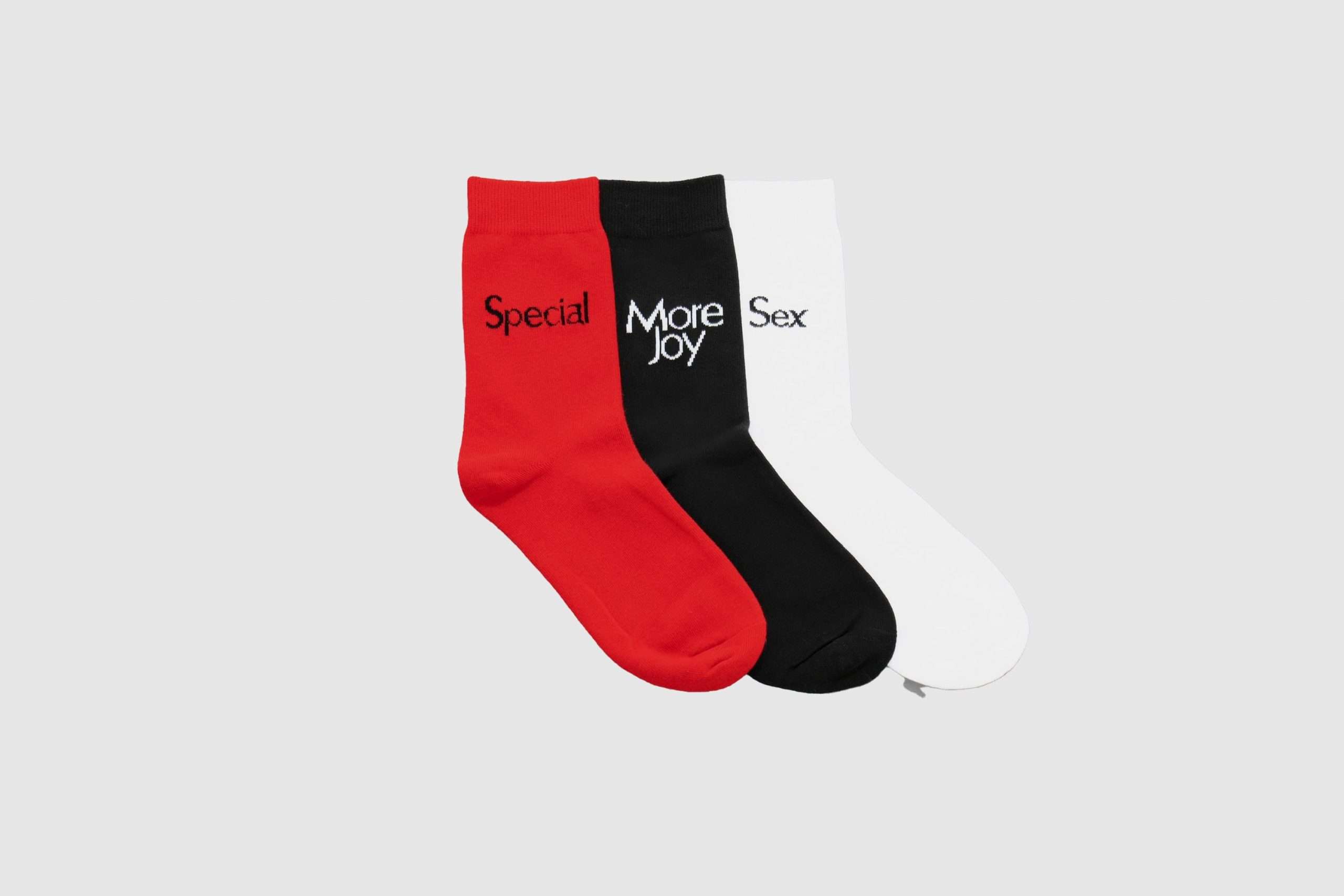 CRINGE OUT WITH THESE VALENTINE’S GIFTS FOR HER (OR ANYONE)