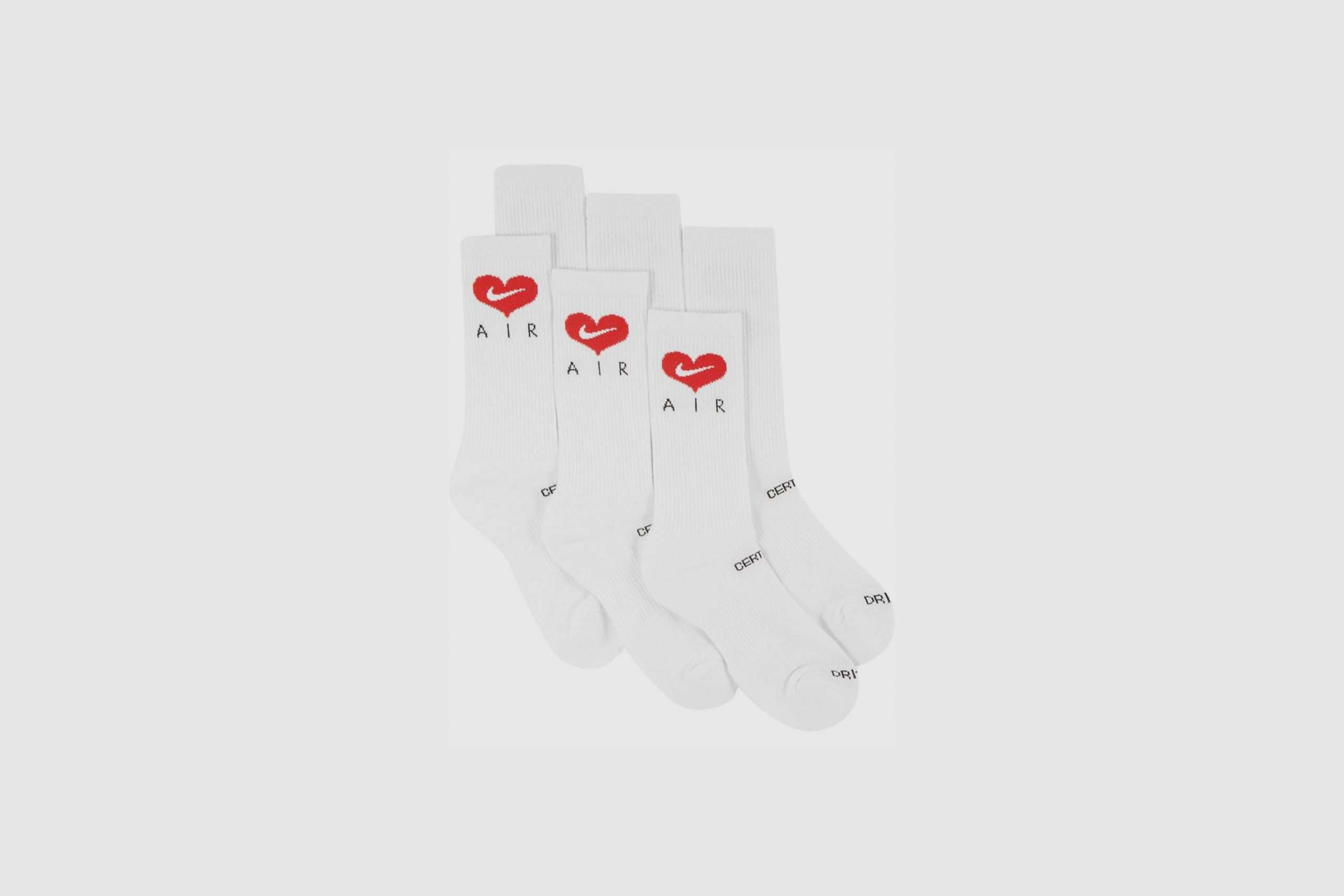 CRINGE OUT WITH THESE VALENTINE’S GIFTS FOR HER (OR ANYONE)