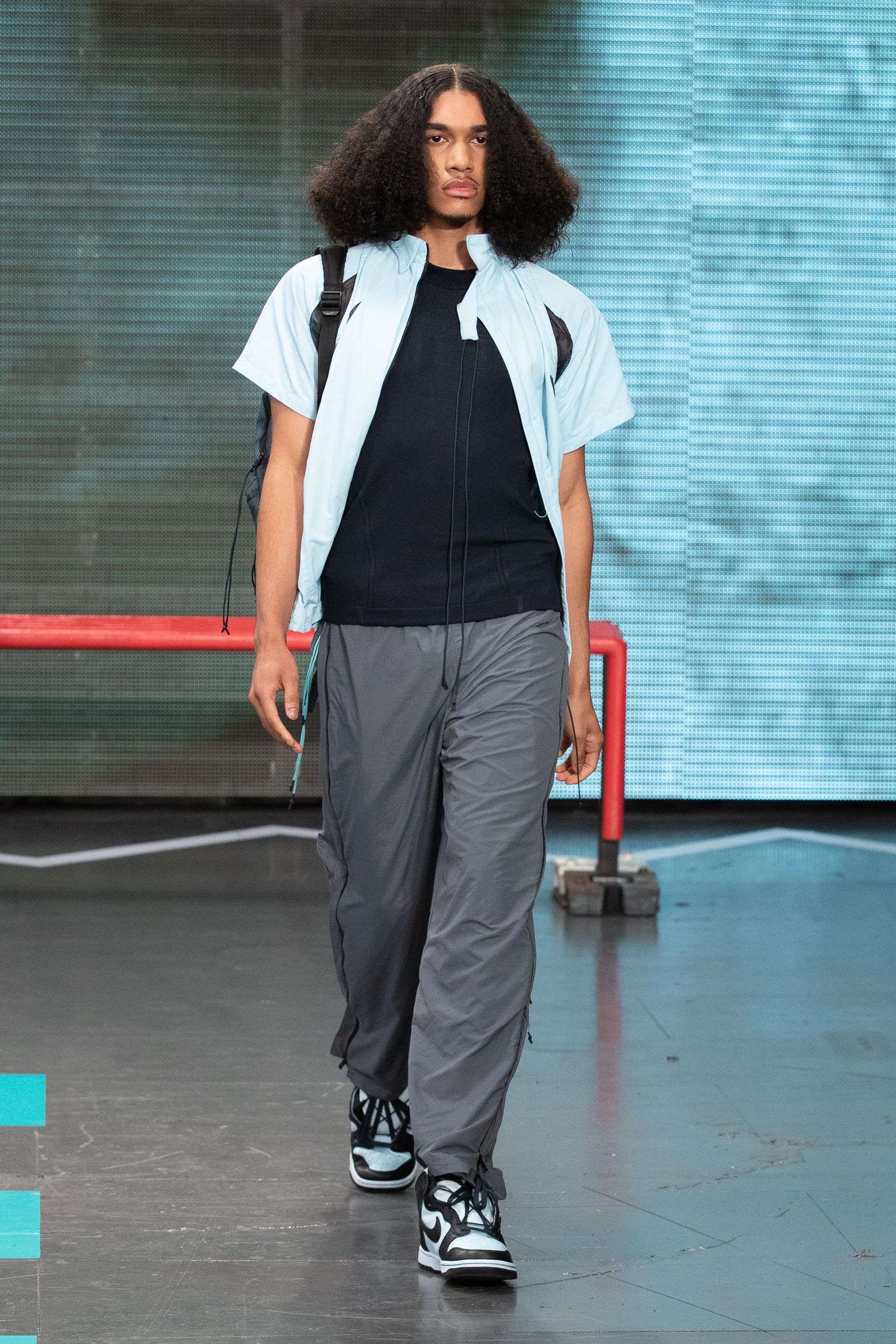 SAUL NASH KICKS OFF LFW BLENDING FUNCTIONALITY WITH SPORTSWEAR
