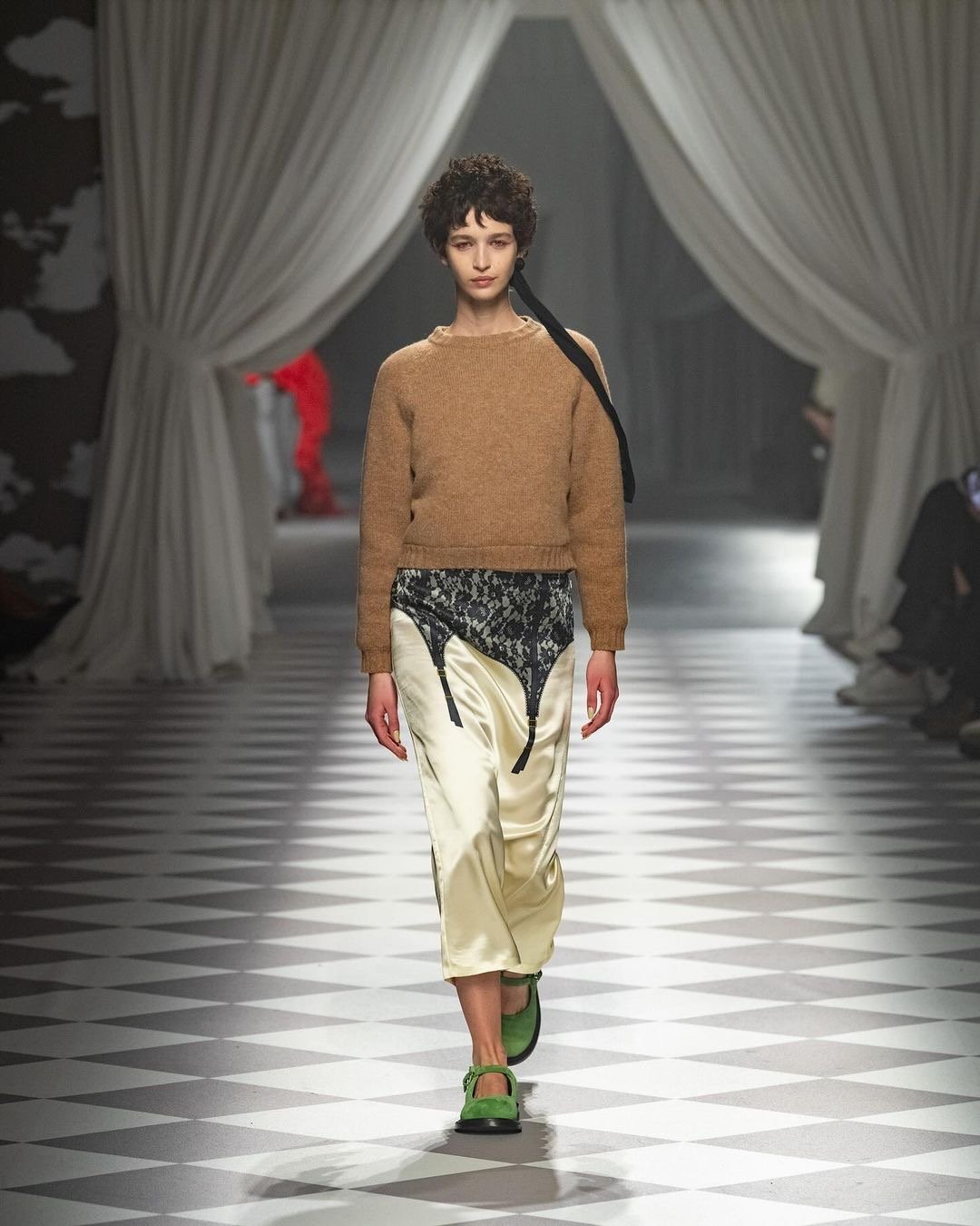 Adrian Appiolaza’s Moschino FW24 was an ode to the brand’s legacy