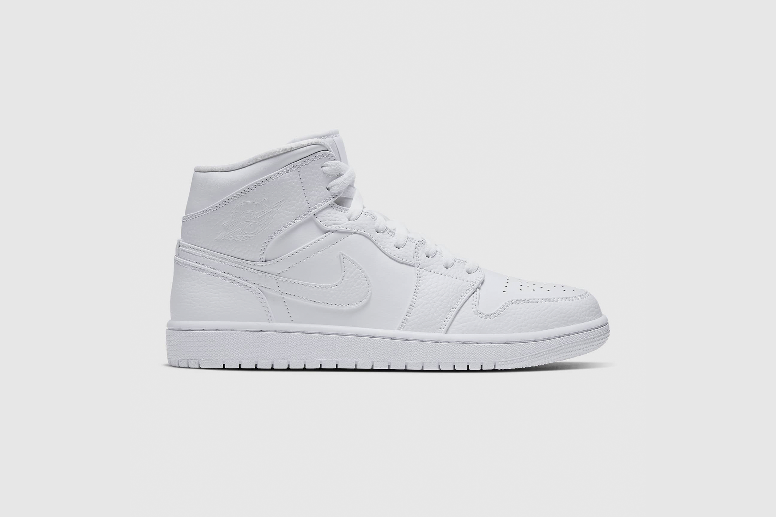 15 OF THE BEST ALL-WHITE SNEAKERS TO RUIN THIS SUMMER