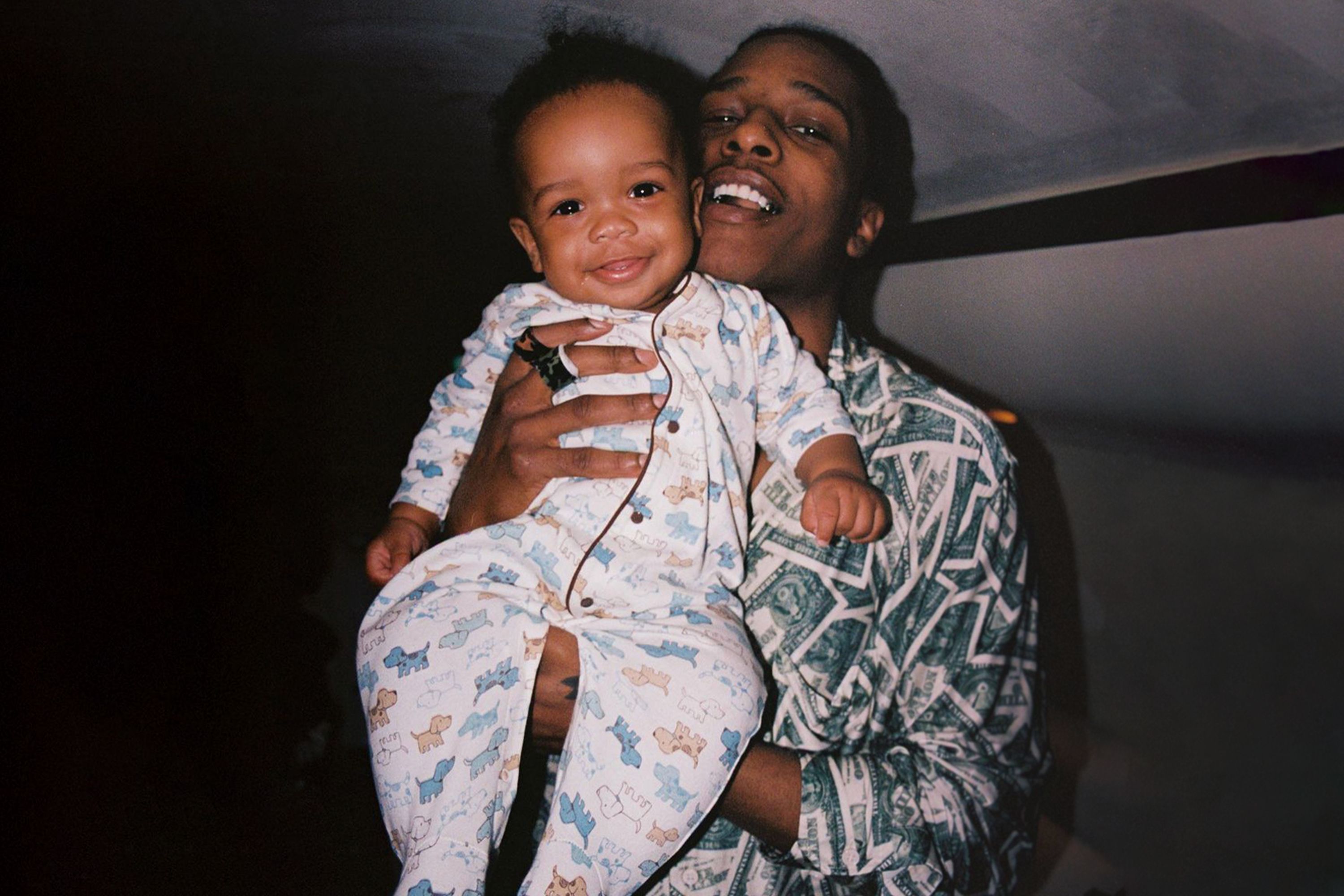 HAPPY FATHER’S DAY, LET’S TAKE A LOOK AT SOME OF THESE ICONIC CELEB DADS