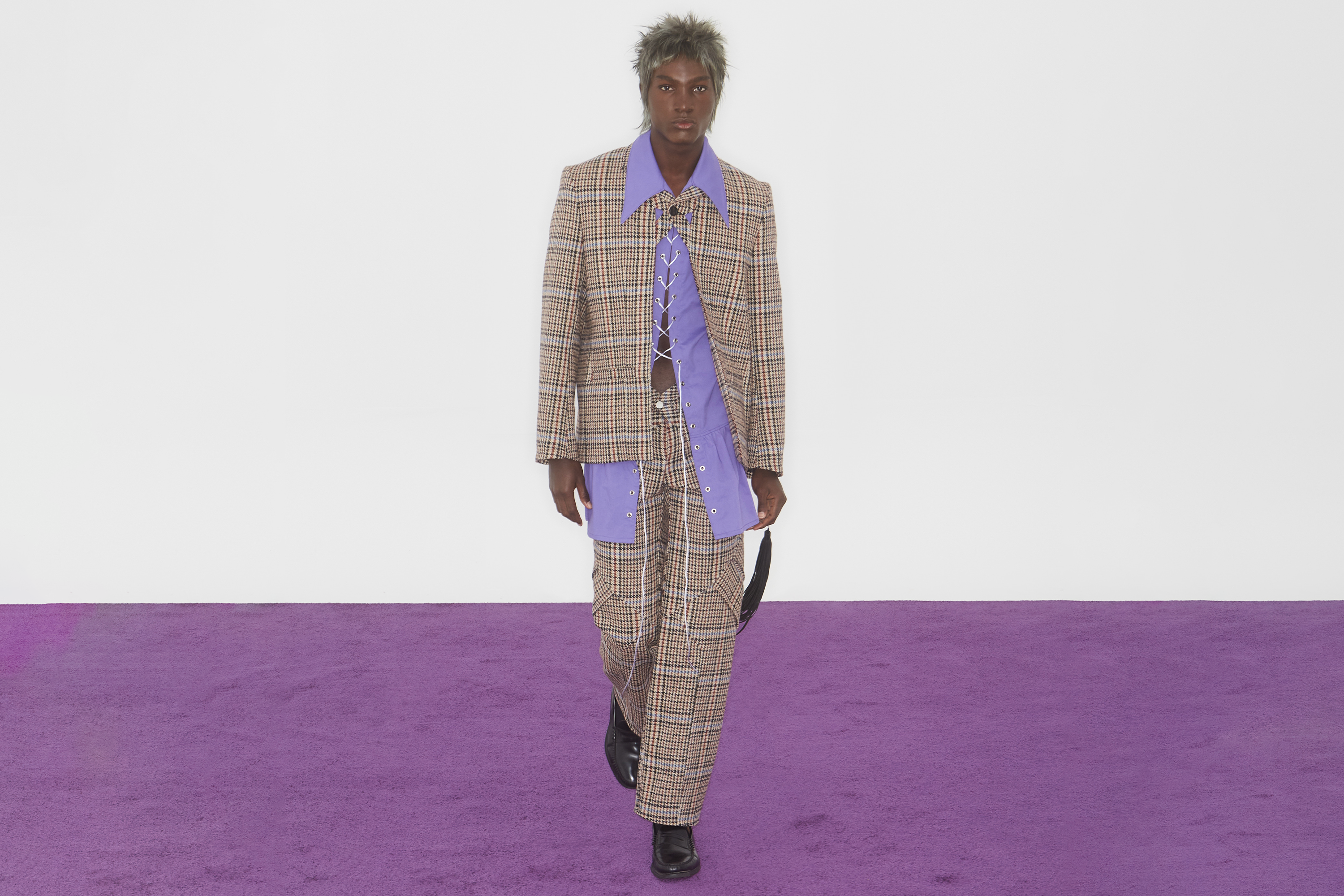 AV VATTEV’S SS24 COLLECTION IS A TASTE OF ‘SWEET SUMMER SWEAT’