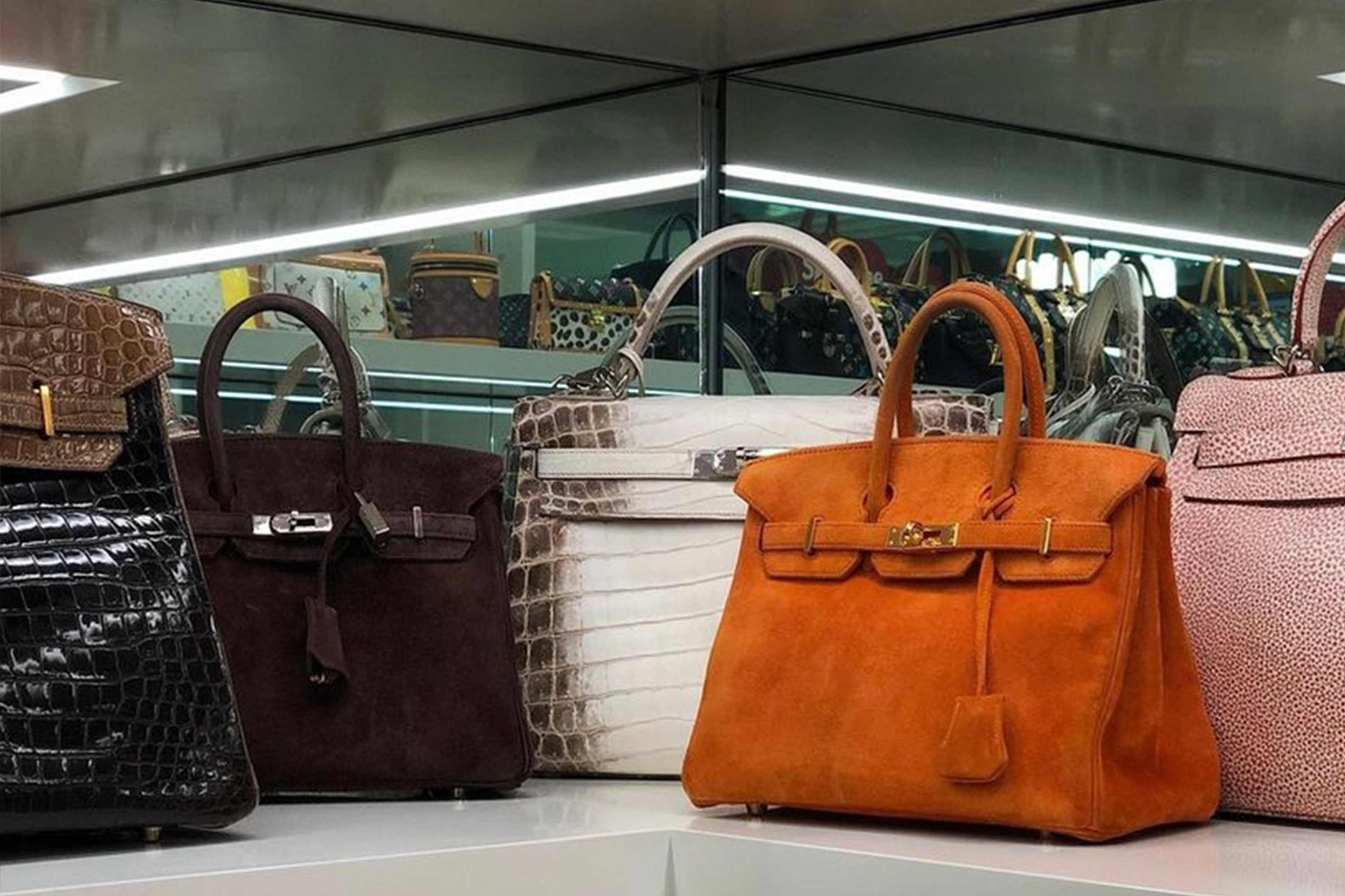 HOW COME THE BIRKIN COSTS THAT MUCH?
