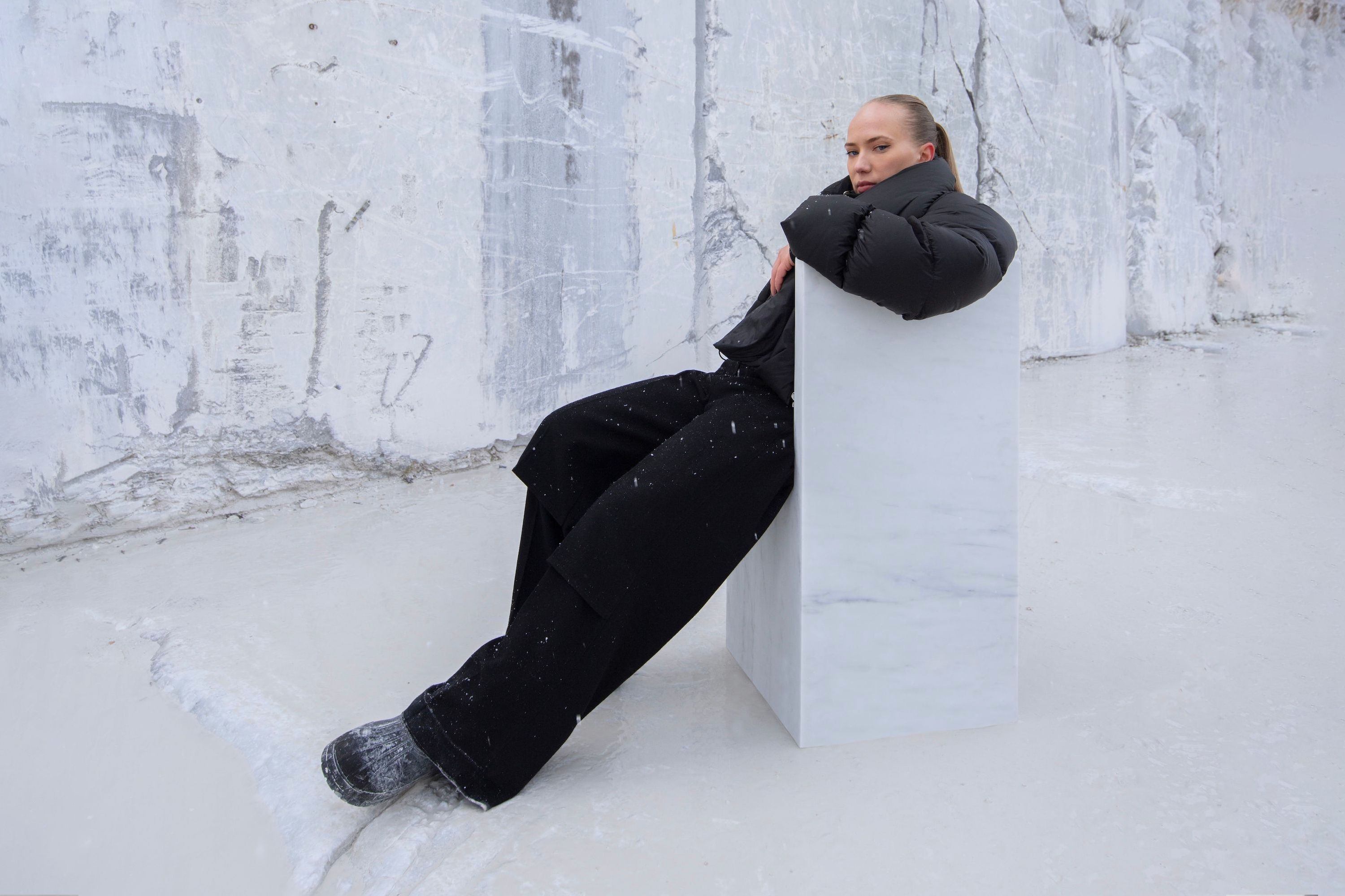 ANNA PESONEN TALKS ABOUT HER NEW SCULPTURAL “DISCOURSE” SERIES