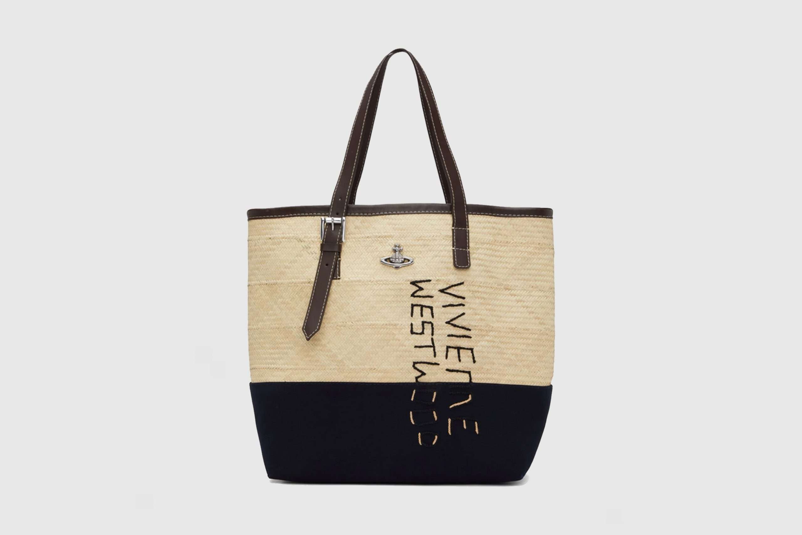 A GUIDE TO A MORE SUSTAINABLE WARDROBE
