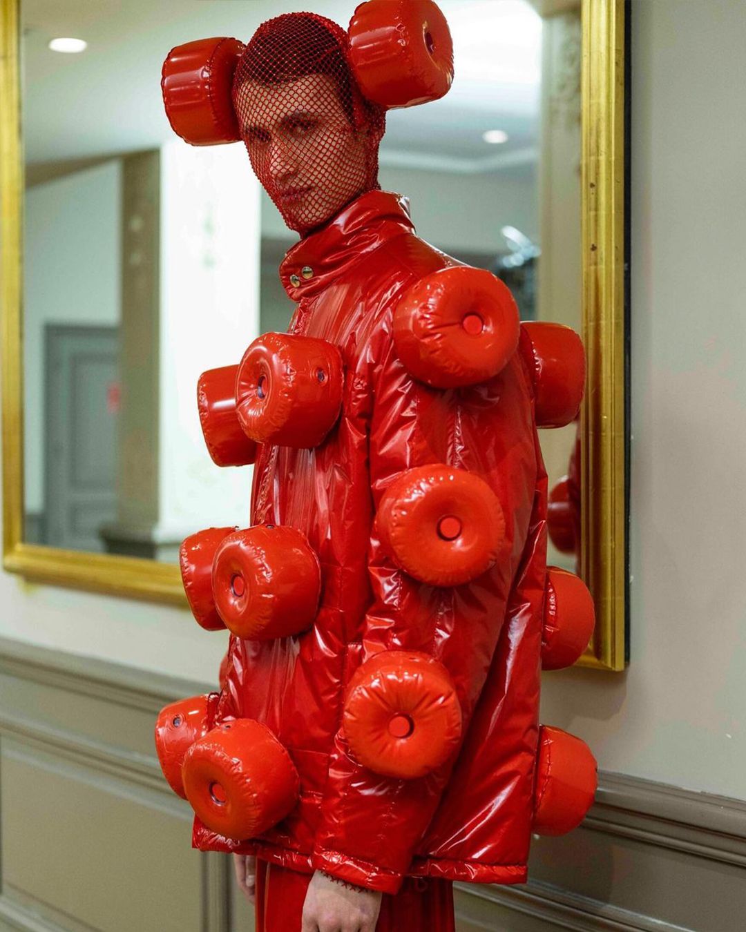 KILLER COLLECTIONS & PARISIAN PRELUDES: YOUR MONDAY BRIEFING