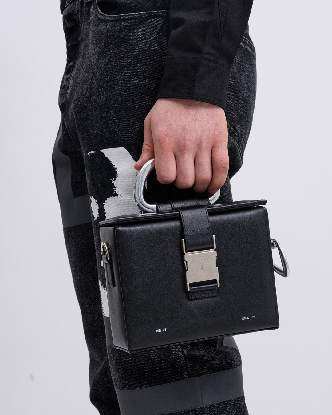 FASHION MONTH'S MOST MEMORABLE ACCESSORIES FOR SS22