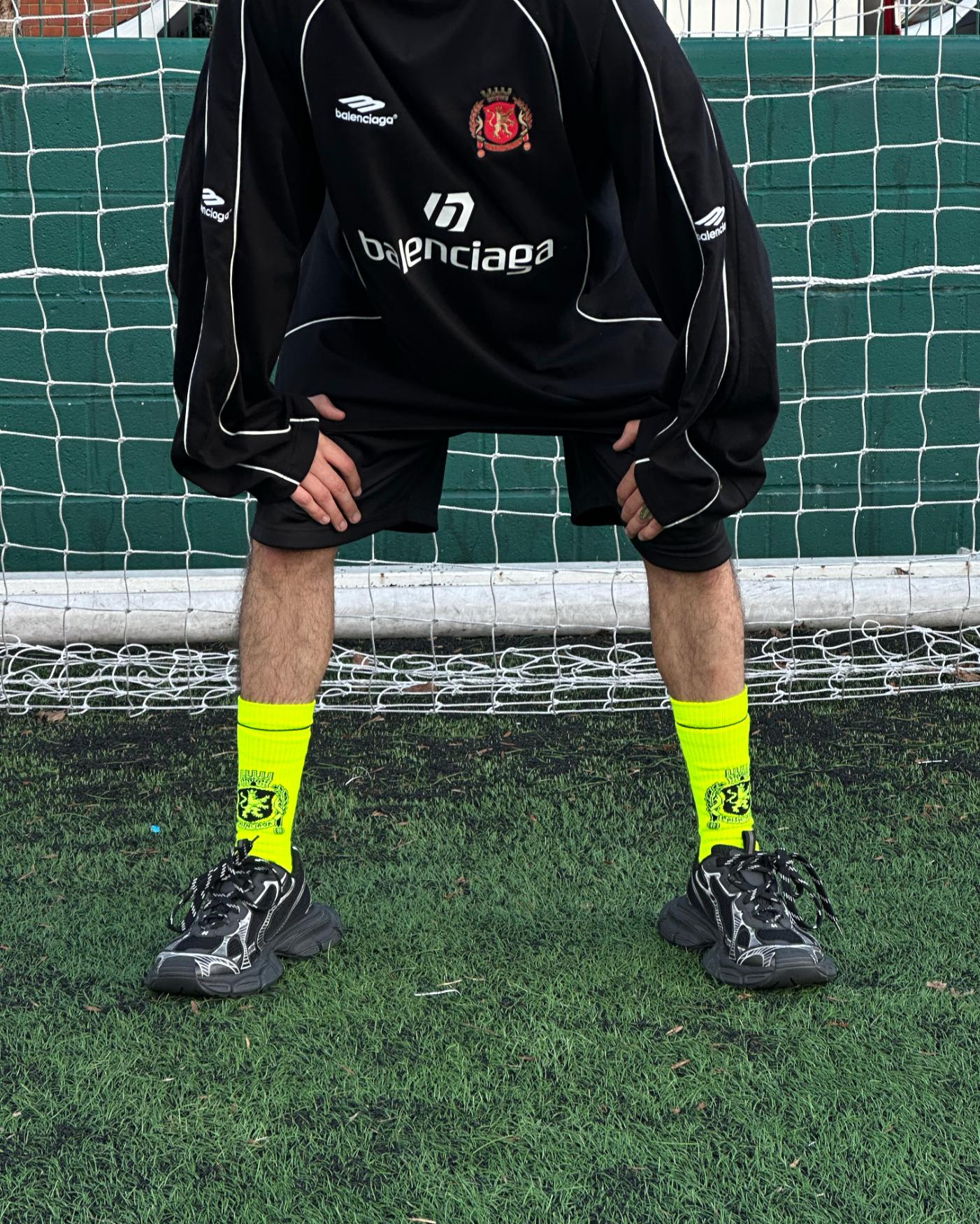 Allez Balenciaga FC! The new Soccer Series is out