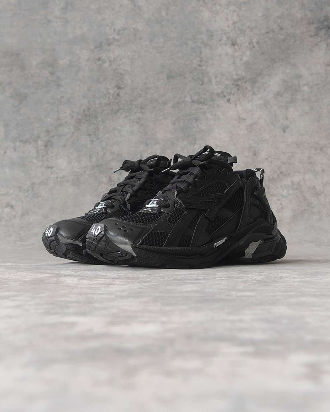 THE BALENCIAGA RUNNER IS STRANGE: DO WE LIKE IT?