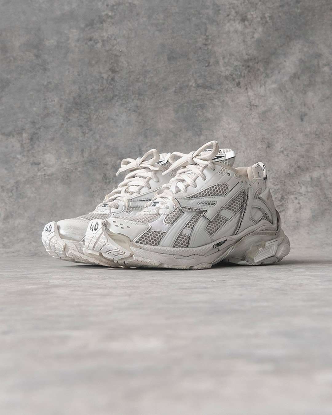 THE BALENCIAGA RUNNER IS STRANGE: DO WE LIKE IT?