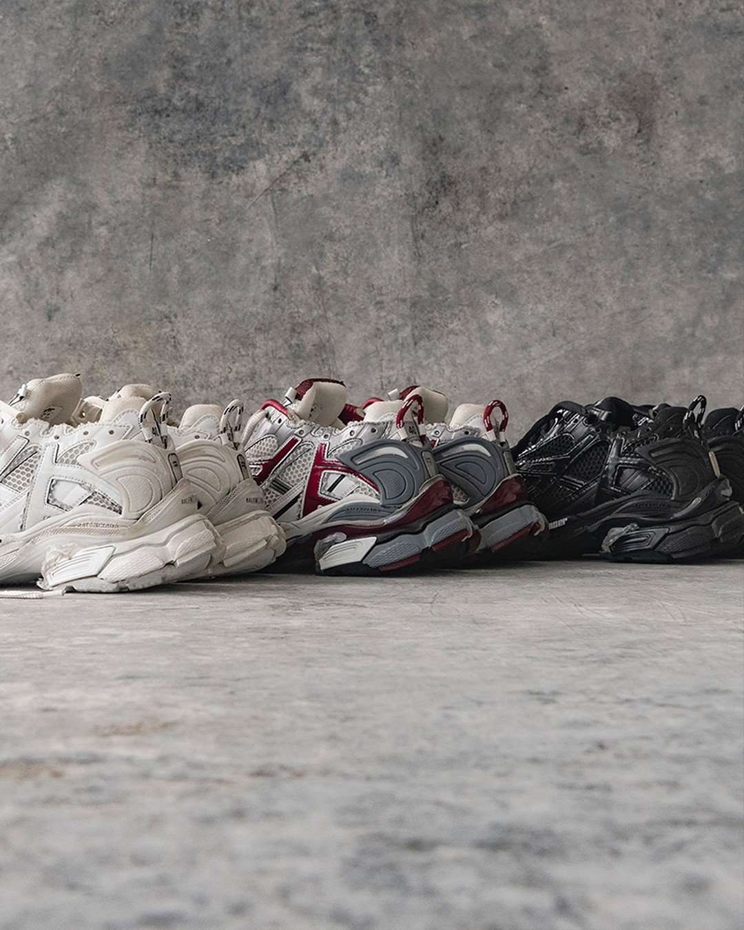 THE BALENCIAGA RUNNER IS STRANGE: DO WE LIKE IT?