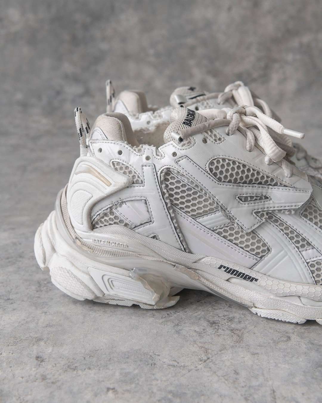 THE BALENCIAGA RUNNER IS STRANGE: DO WE LIKE IT?