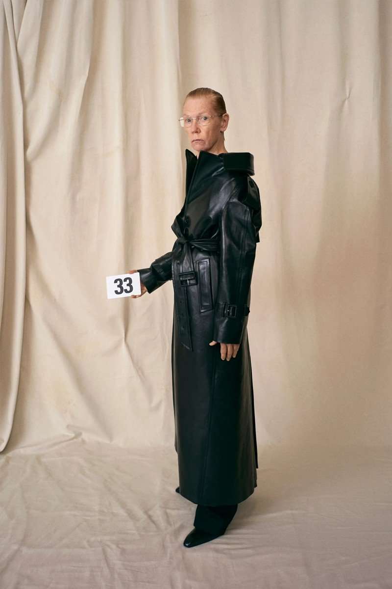 DEMNA GVASALIA BRINGS BACK COUTURE TO BALENCIAGA FOR AN ERA-DEFINING SHOW
