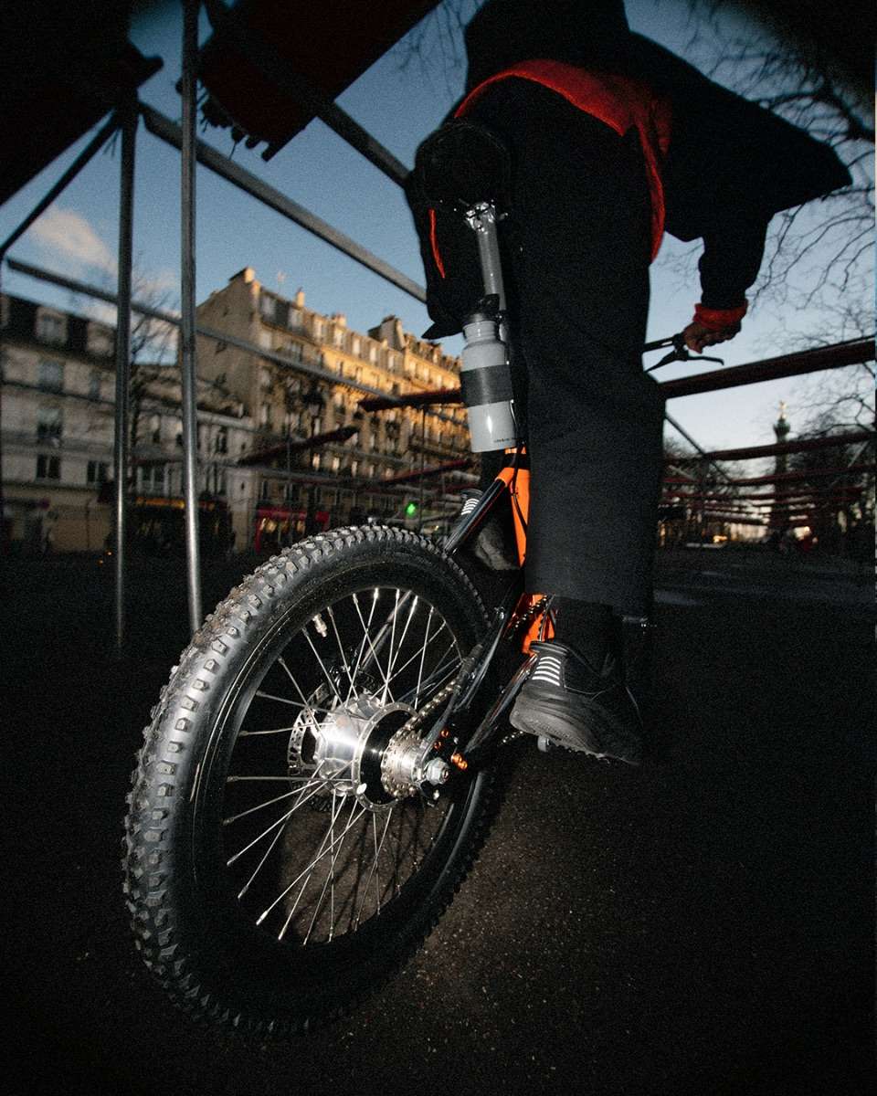 CYCLE AWAY FROM WINTER WITH COTE&CIEL & HERMANSEN’S NEW BIKE