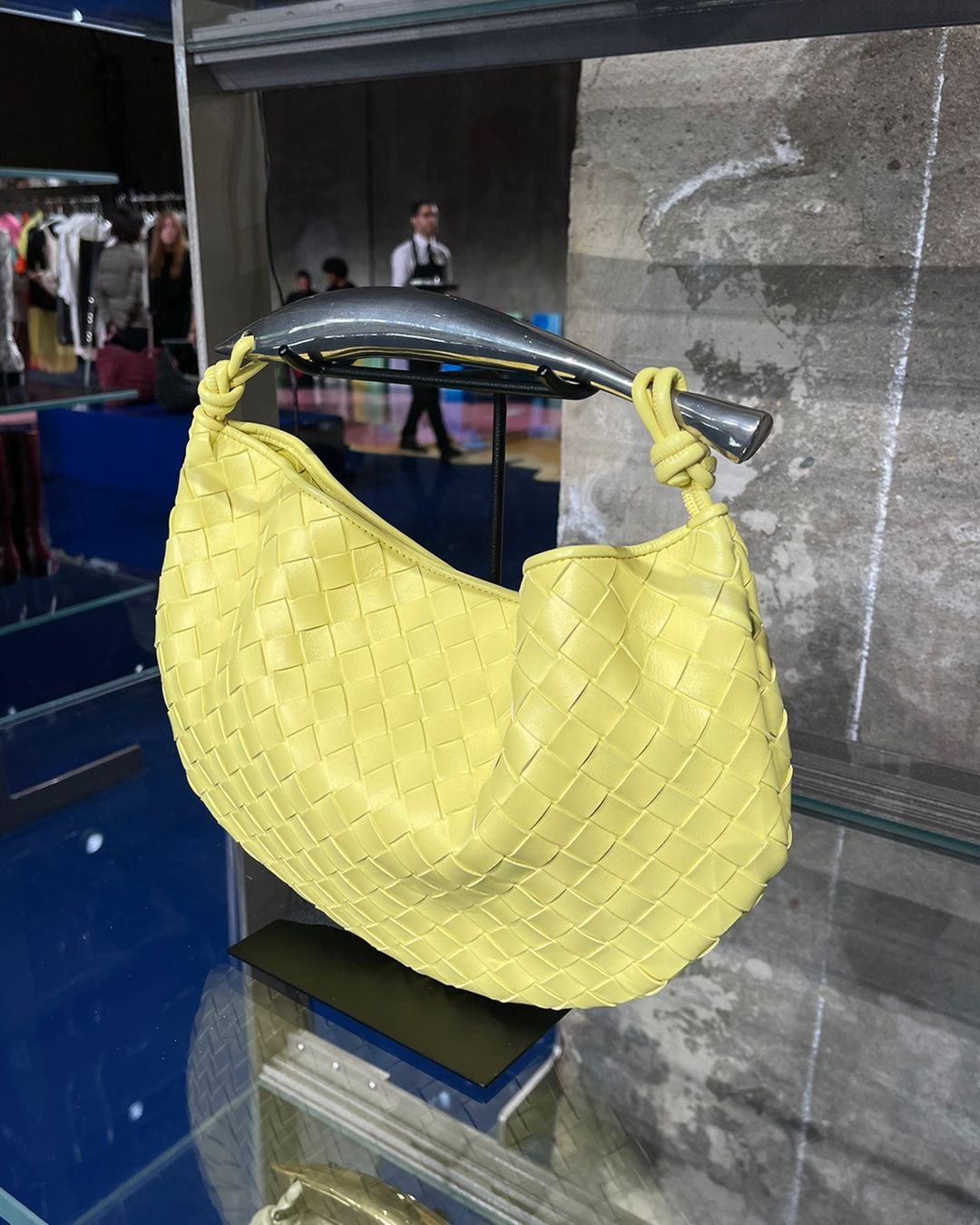 5 PIECES THAT HIT THE SPOT FROM BOTTEGA VENETA’S SS23