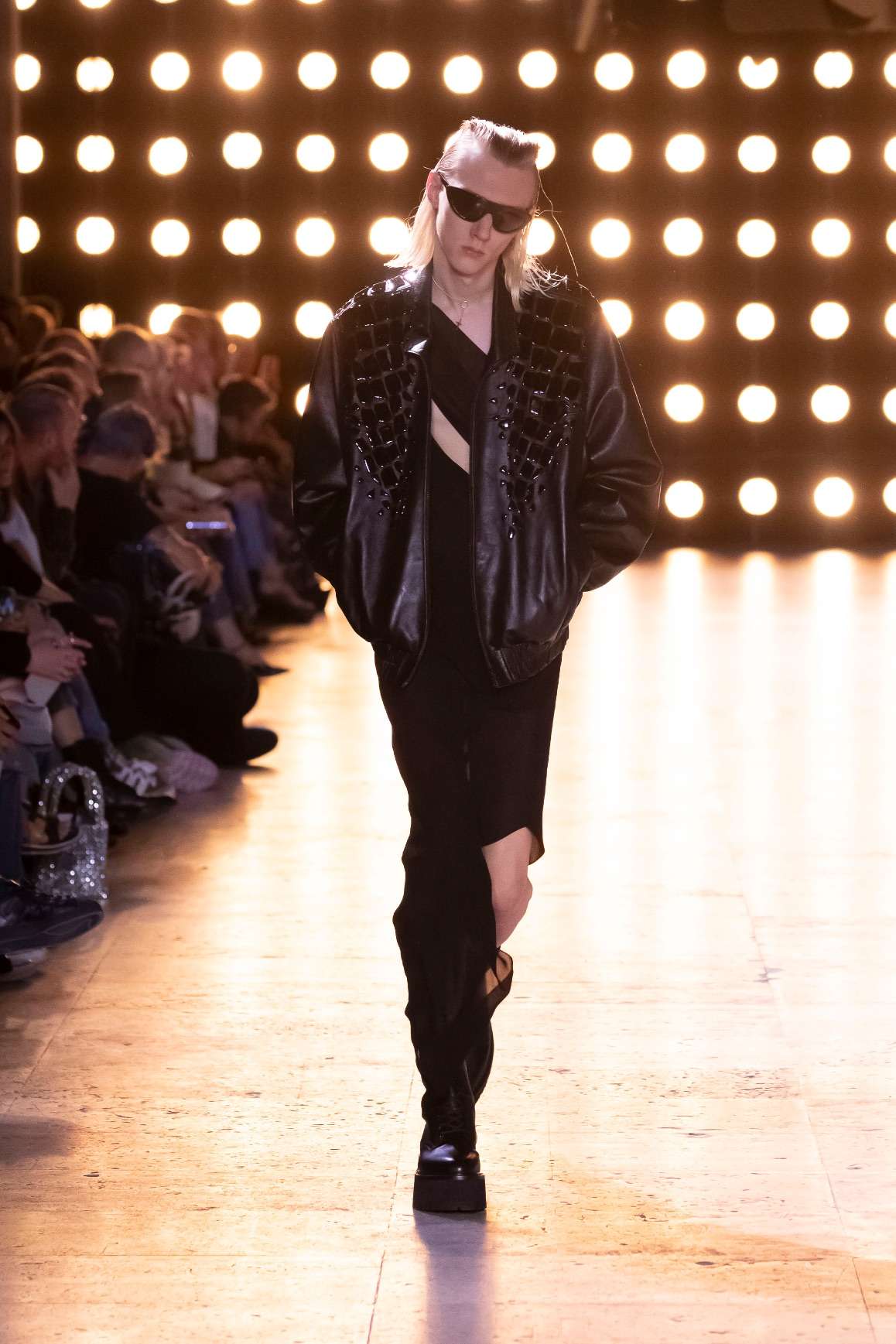 HEDI SLIMANE PRESENTS A STAR-STUDDED ROCK RENAISSANCE AT CELINE HOMME SS23 SHOW