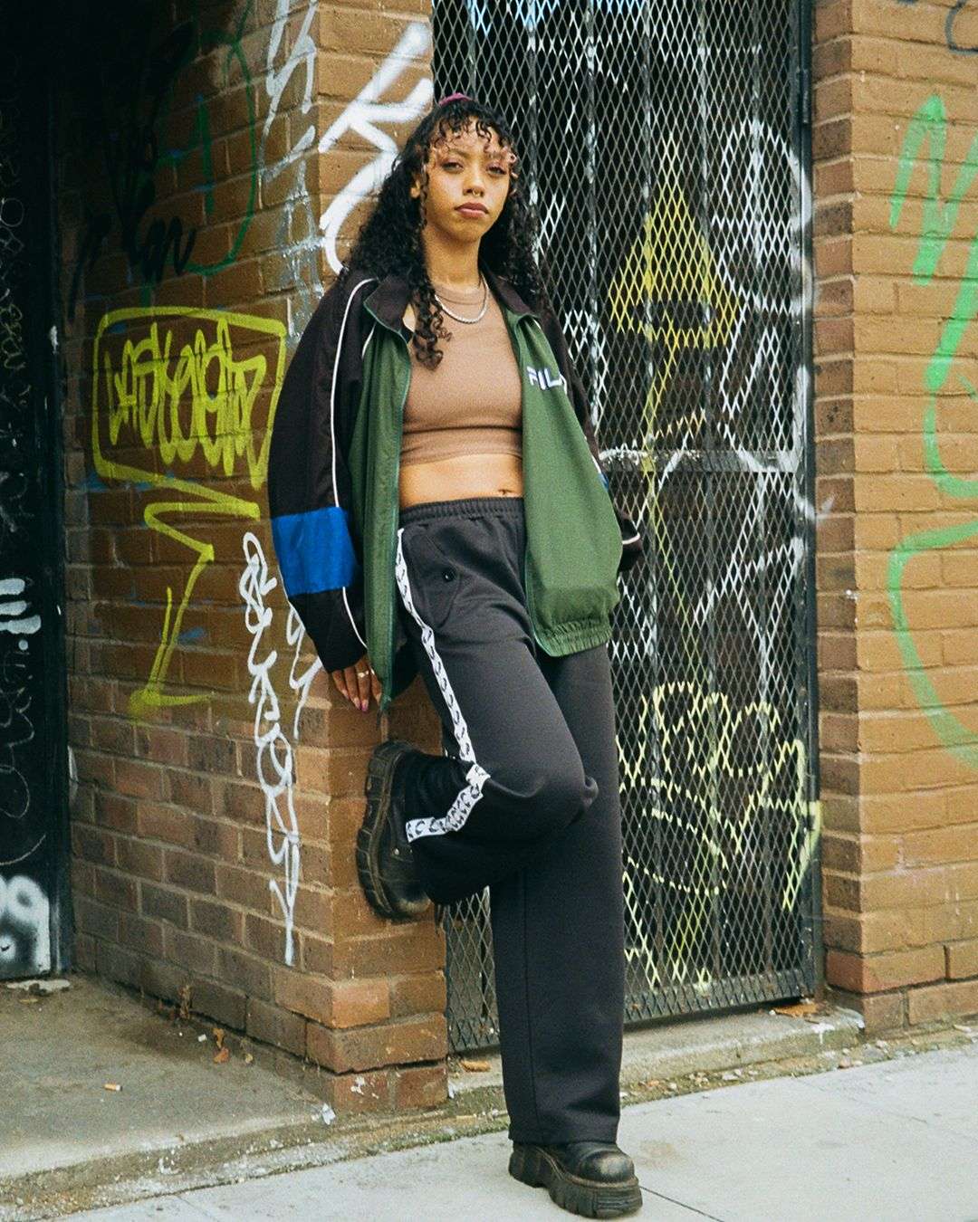 NIA ARCHIVES BREAKS DOWN 'SOBER FEELS' & HER 'HEADZ GONE WEST' EP