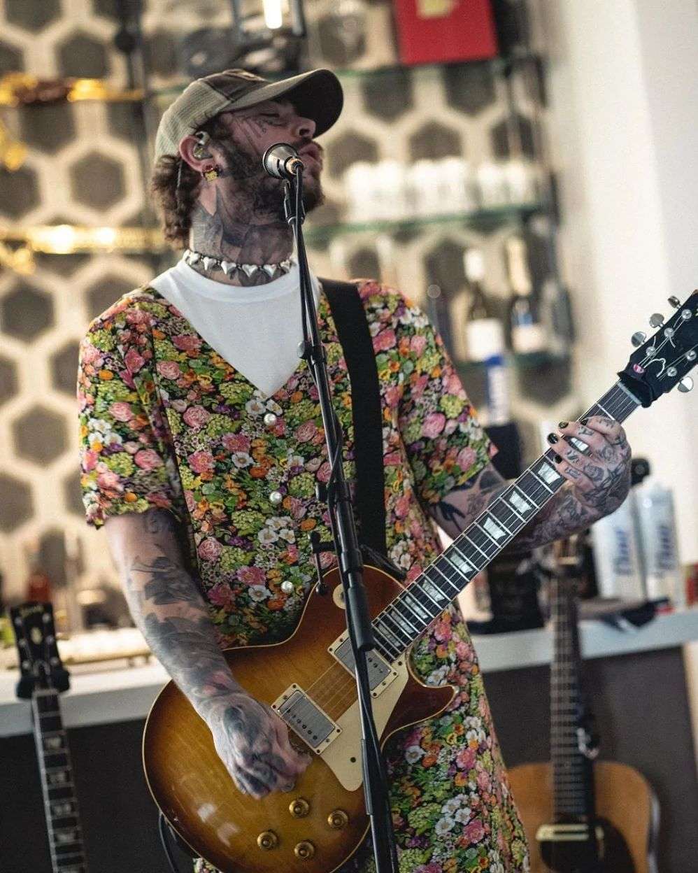 DUDES IN DRESSES: MORE THAN A TREND