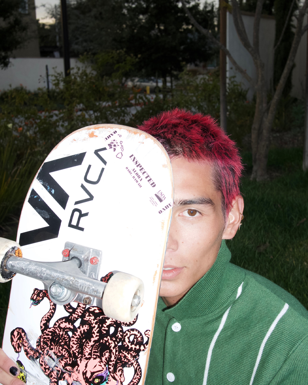 HAWAI’I TO HEARTTHROB: THE RISE OF EVAN MOCK