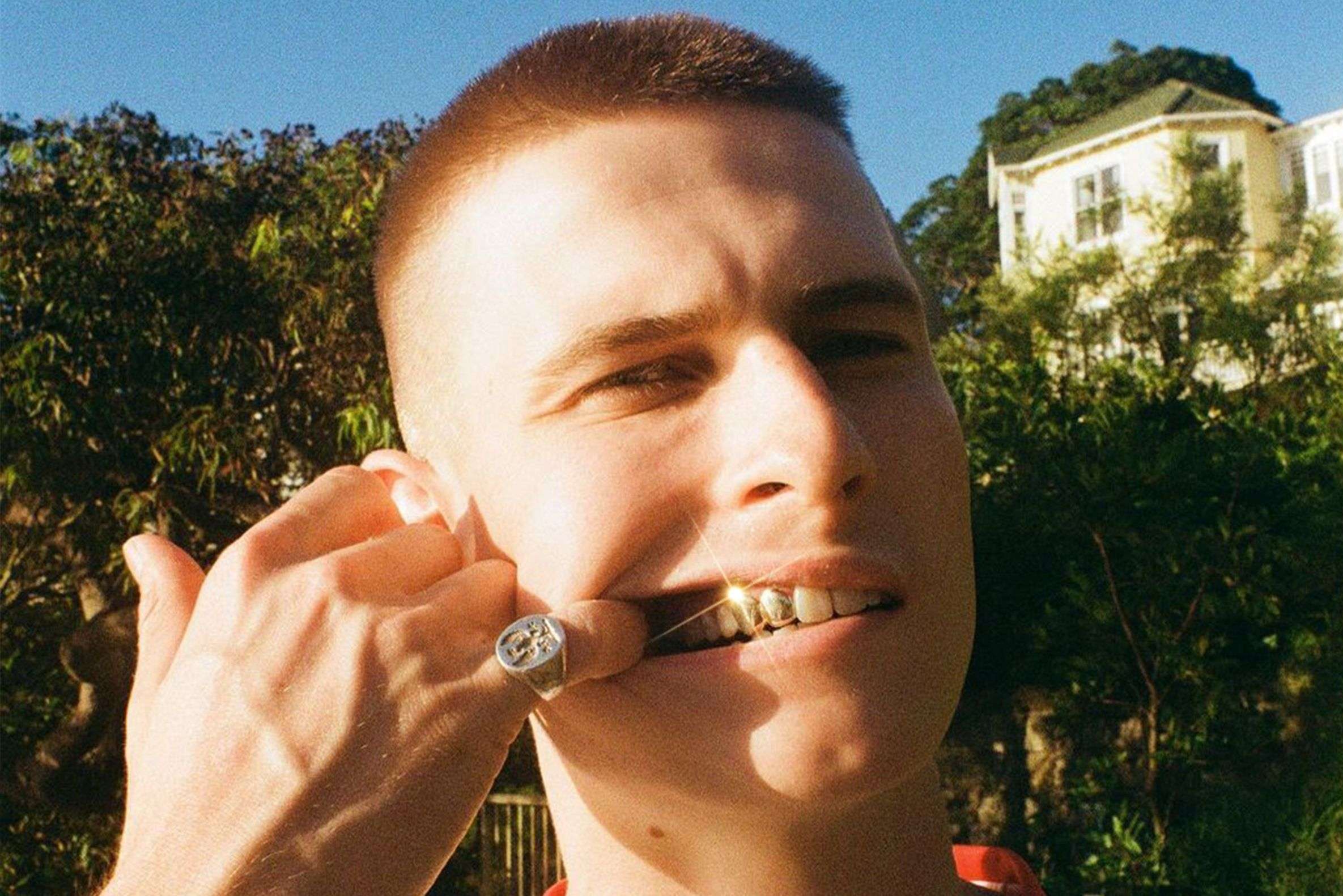 grills tooth gem
