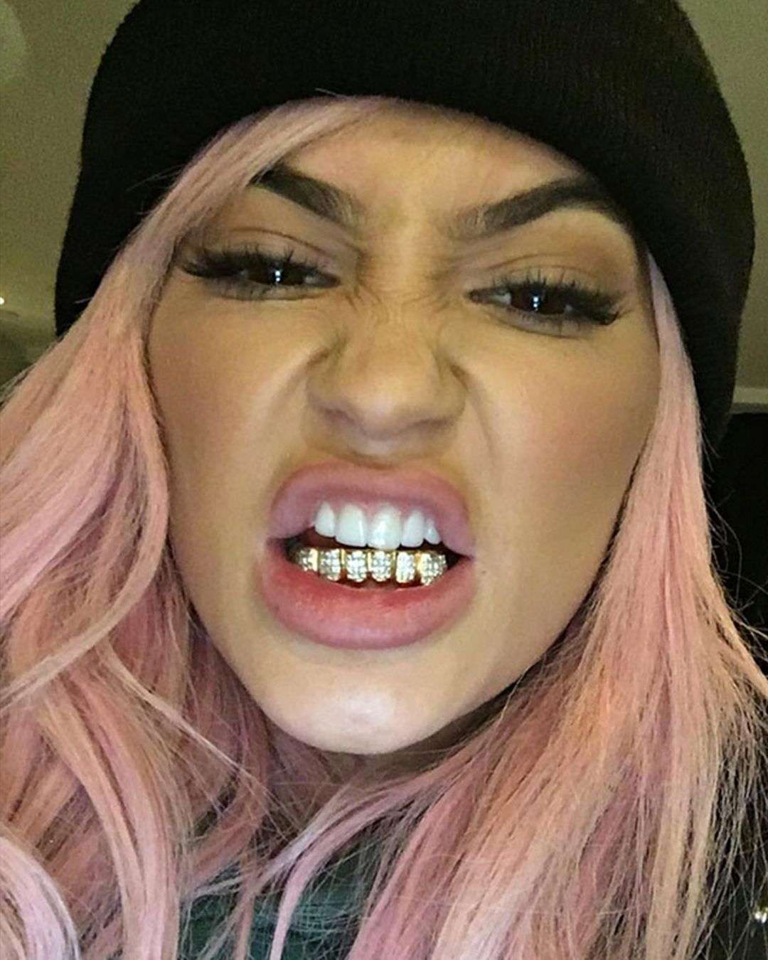 THE EVOLUTION OF GRILLZ