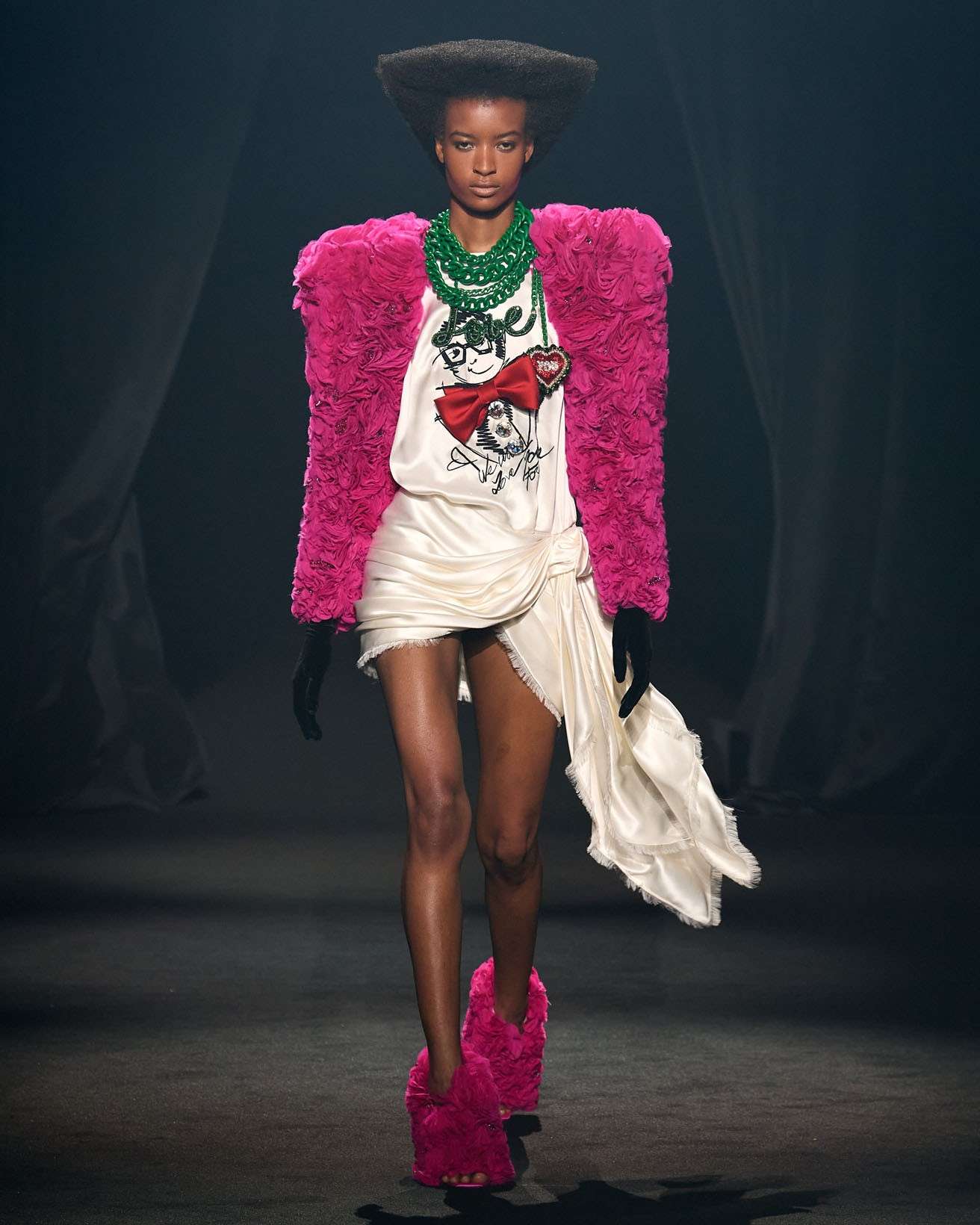 FASHION'S MOST VIRAL MOMENTS OF 2021
