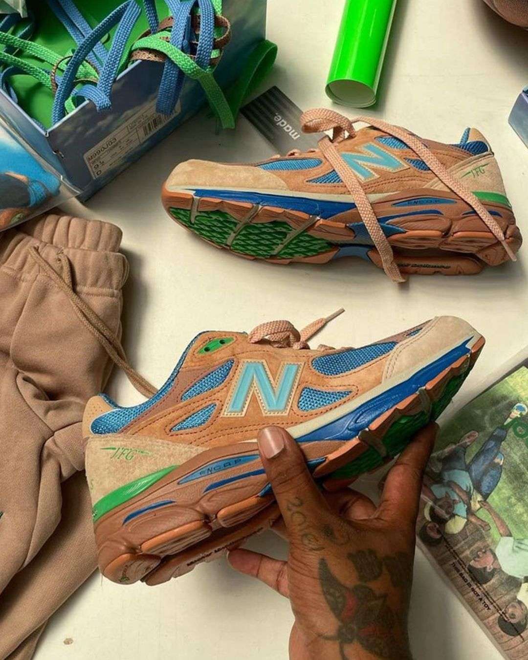 NEW BALANCE X JOE FRESHGOODS 990V3 “OUTSIDE CLOTHES”