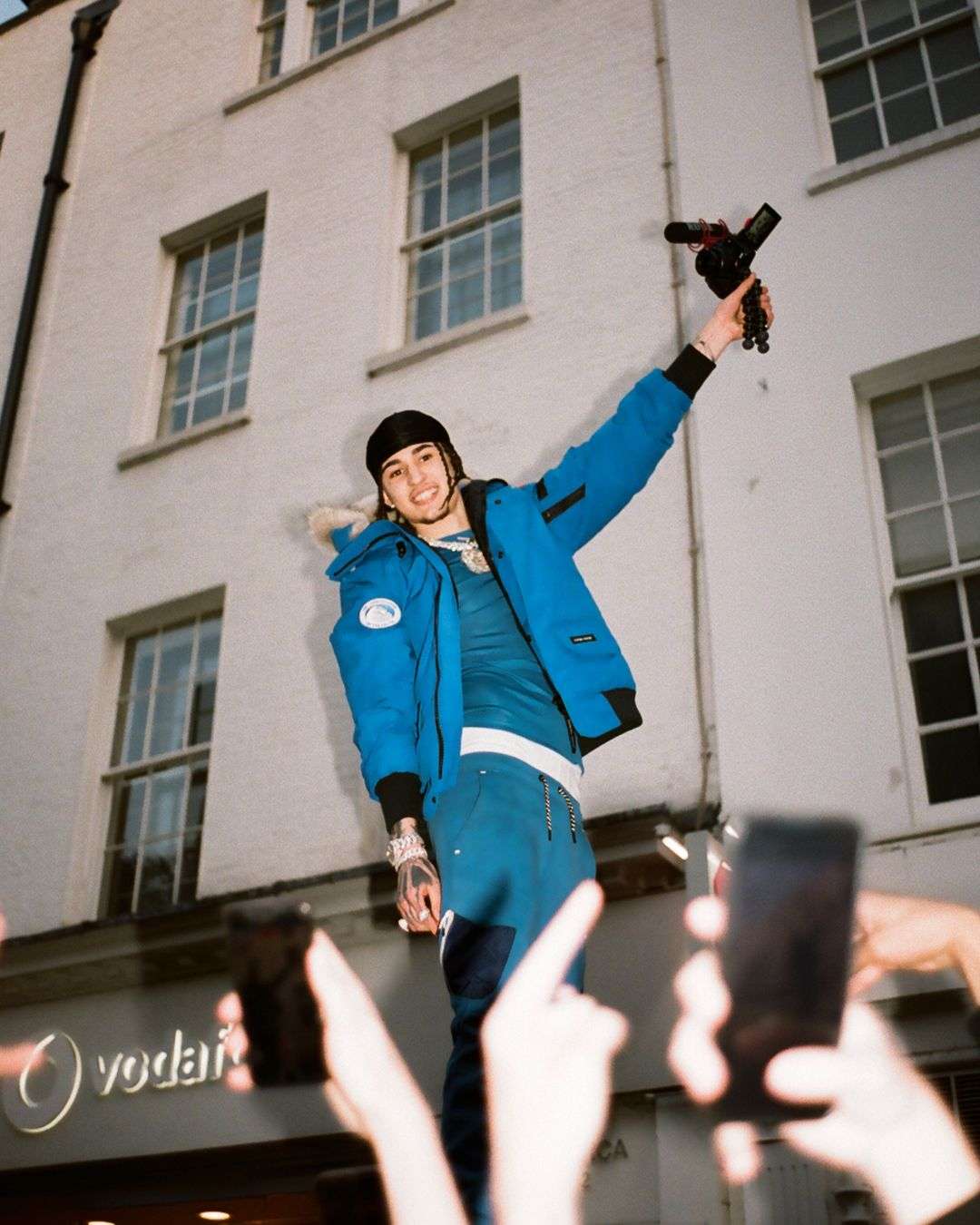 WE OUTSIDE: TRAPSTAR’S POP UP & RONDODASOSA’S KICK GAME GIVEAWAY SHUT DOWN LONDON