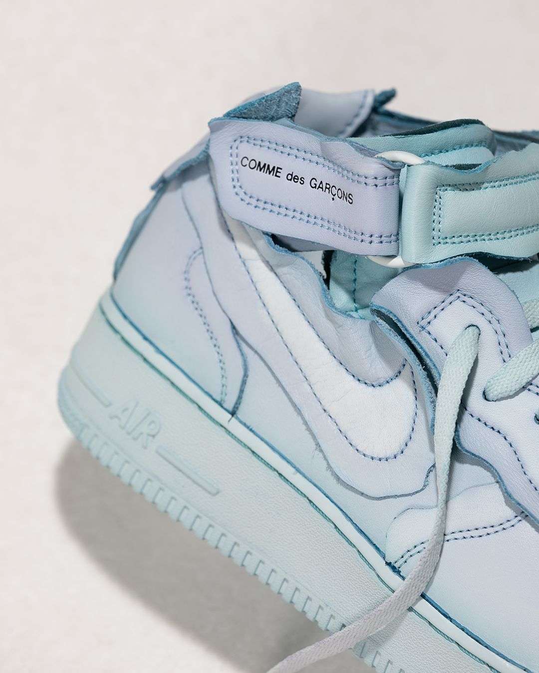 AN INTRODUCTION TO LORENZO FEDERICI - MAKING ART OF SNEAKERS